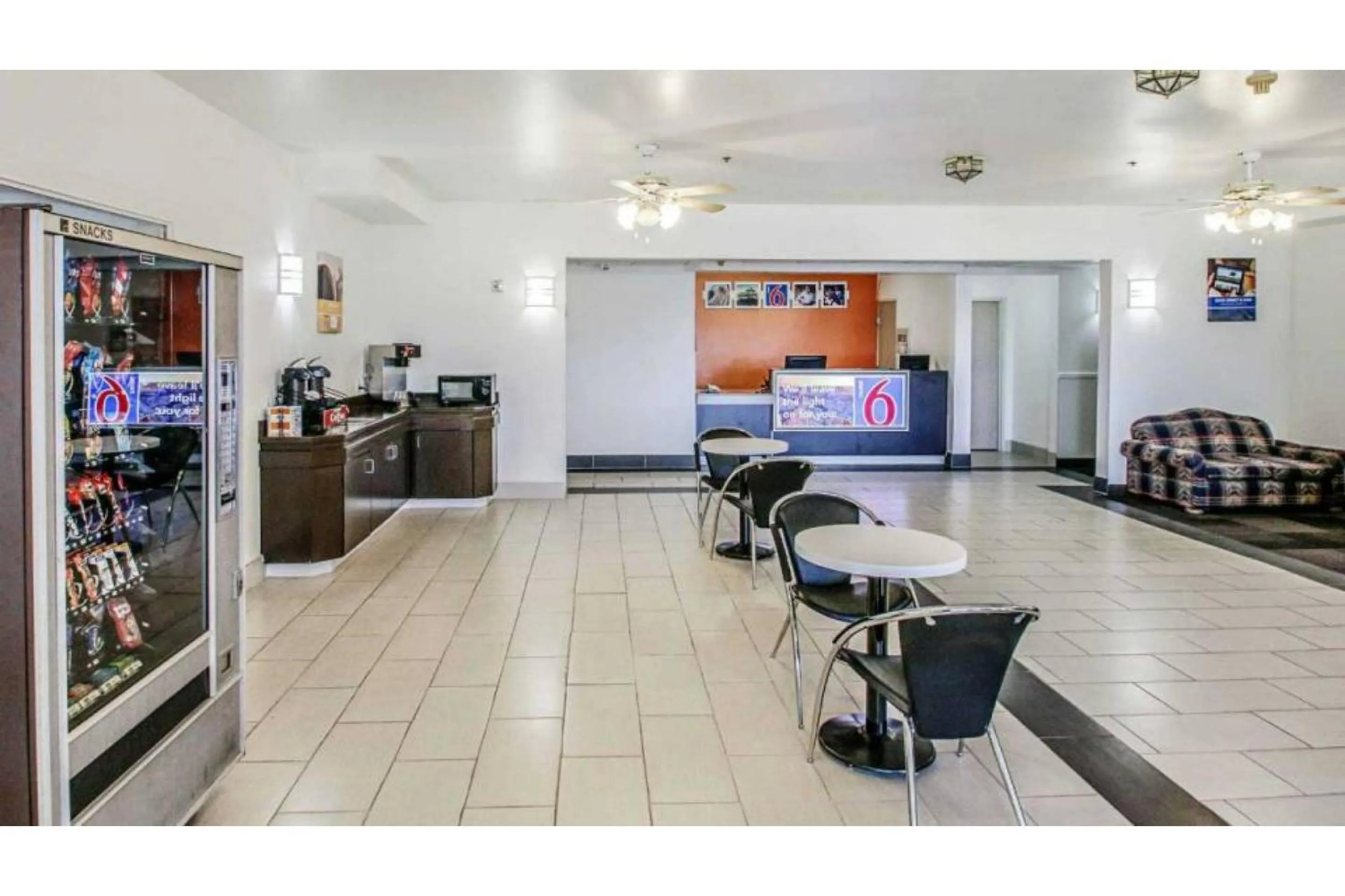 Lobby or reception in Motel 6-Nephi, UT