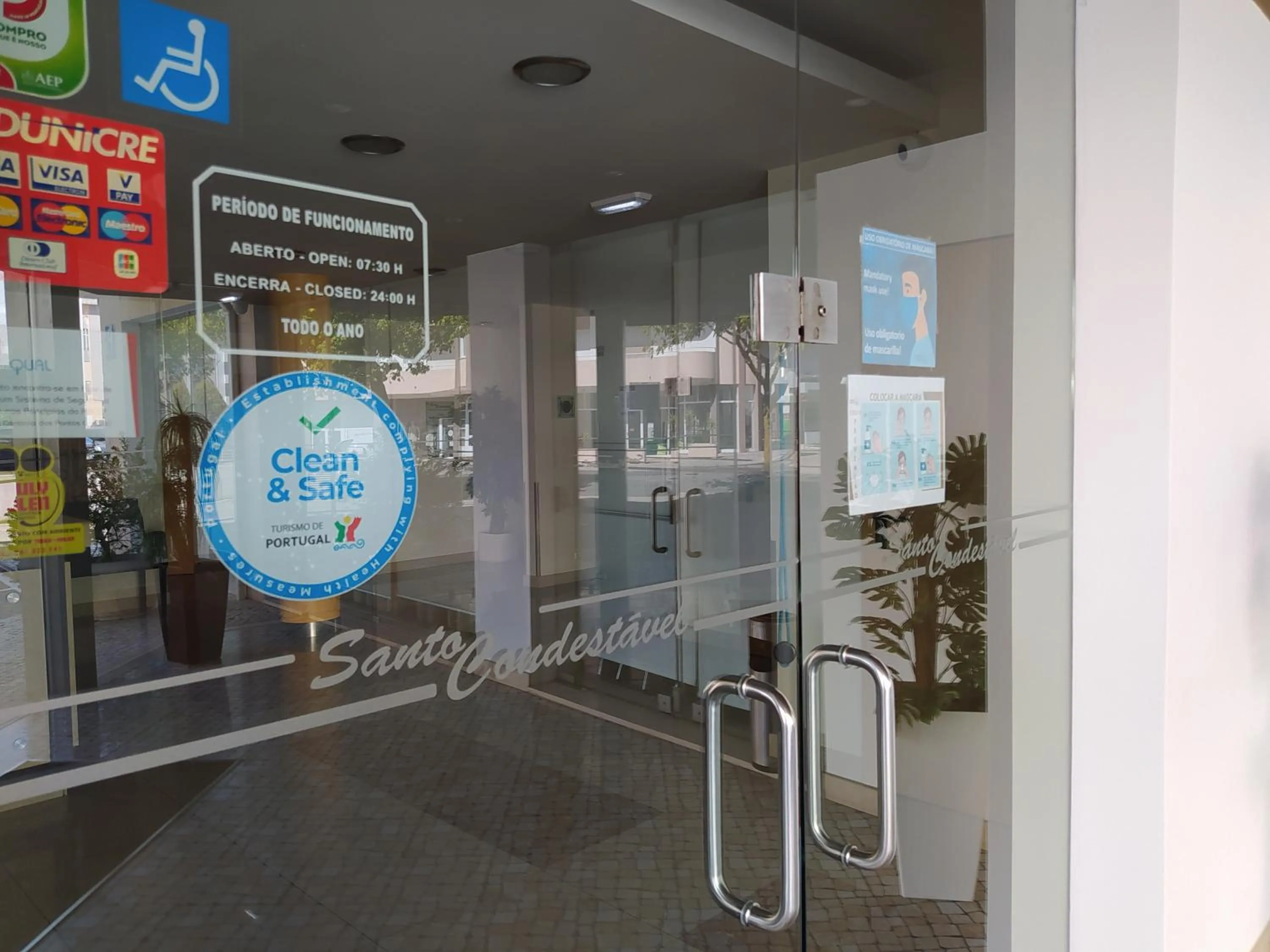 Facade/entrance in Hotel Santo Condestavel