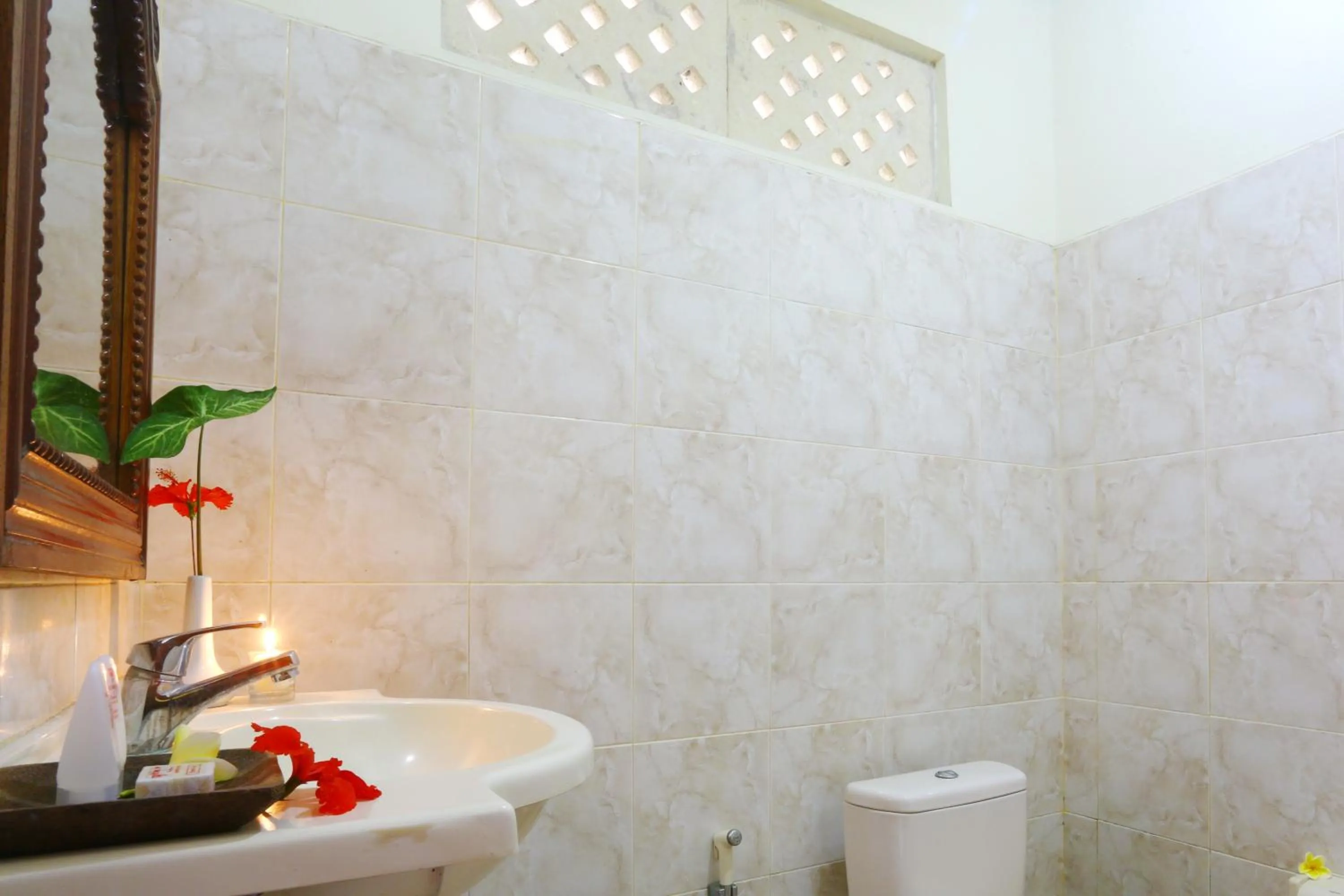 Bathroom in Sagitarius Inn