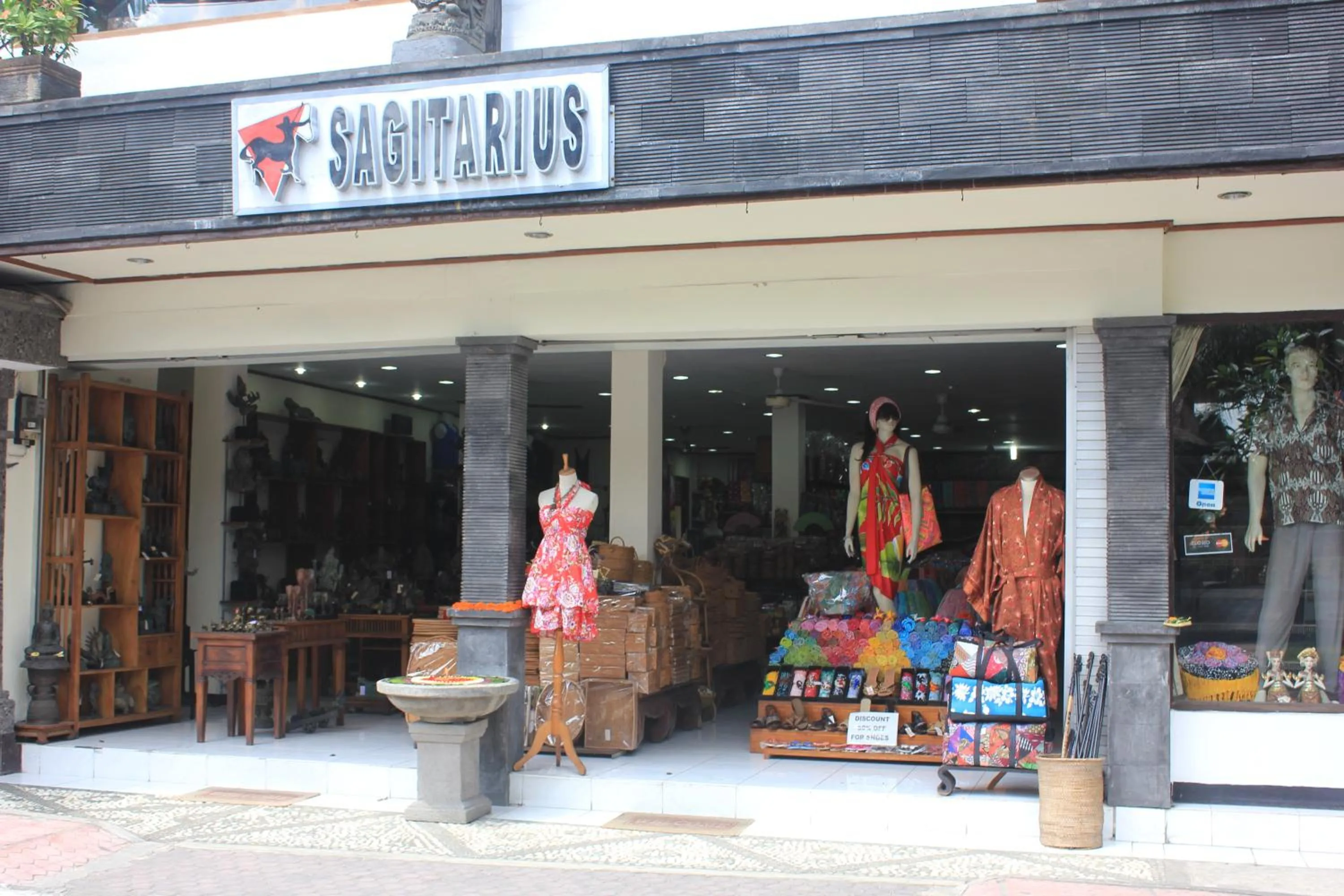 Property building in Sagitarius Inn