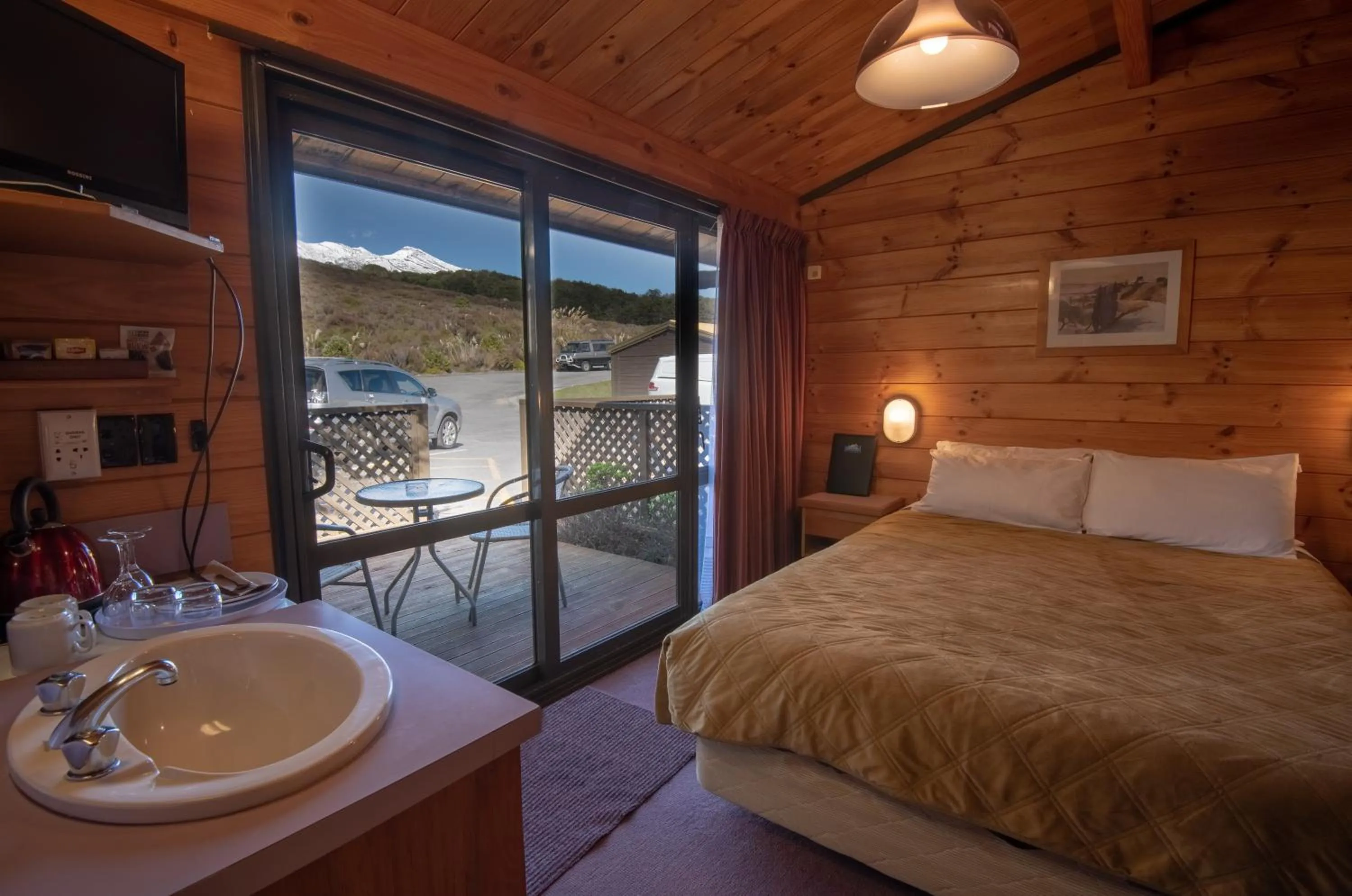 Patio, Bed in Skotel Alpine Resort