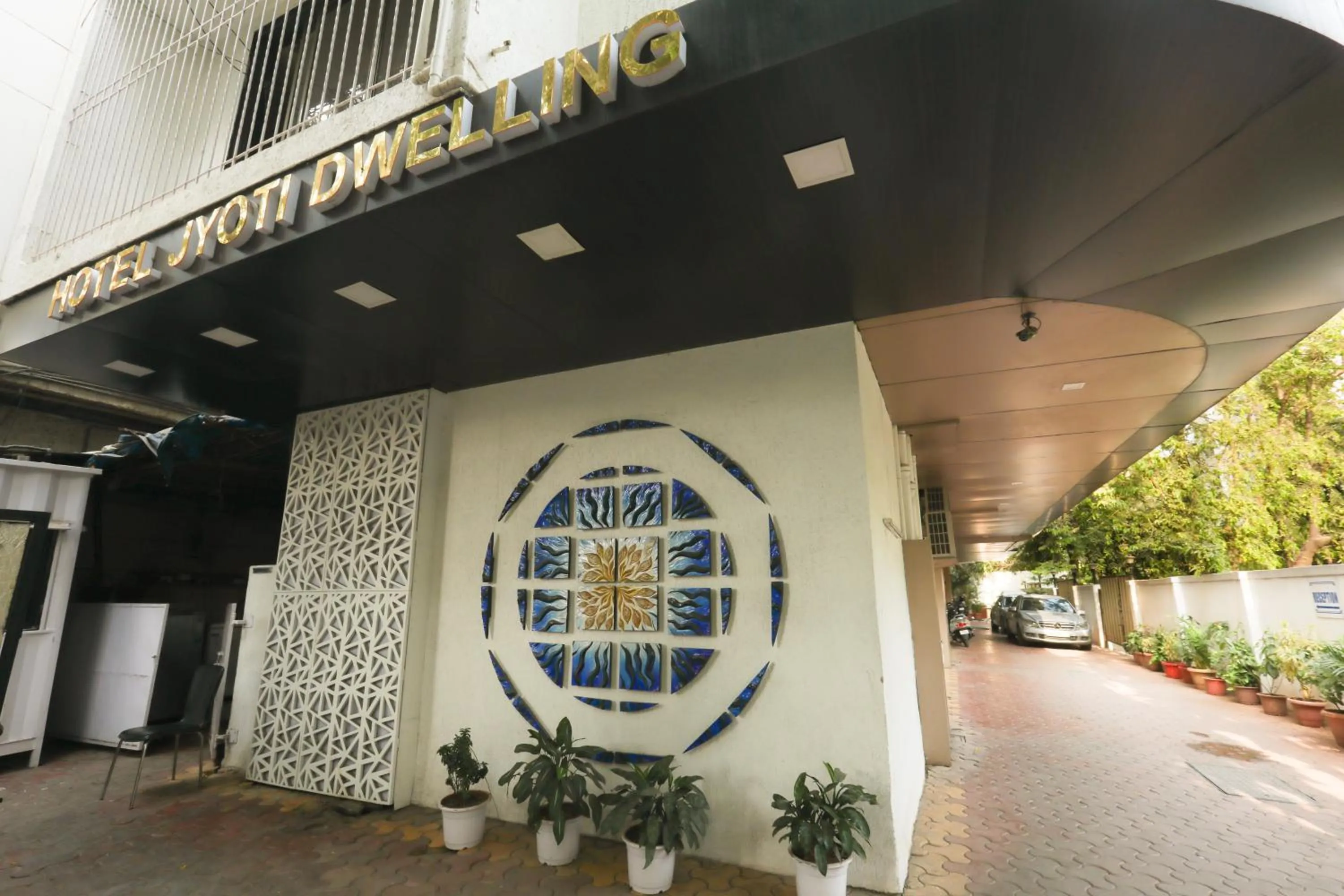 Jyoti Dwelling Hotel