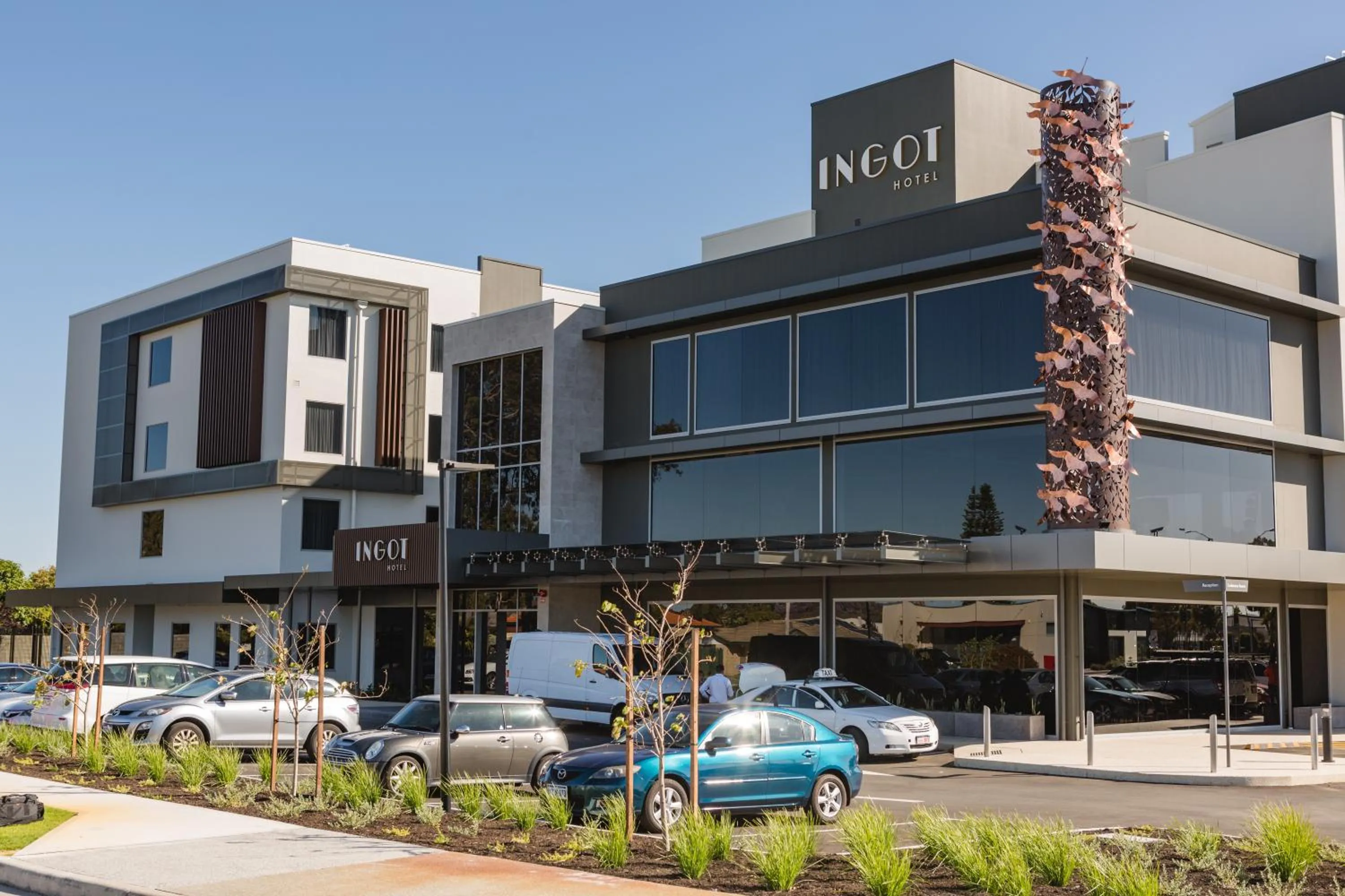 Facade/entrance in Ingot Hotel Perth, an Ascend Collection Hotel
