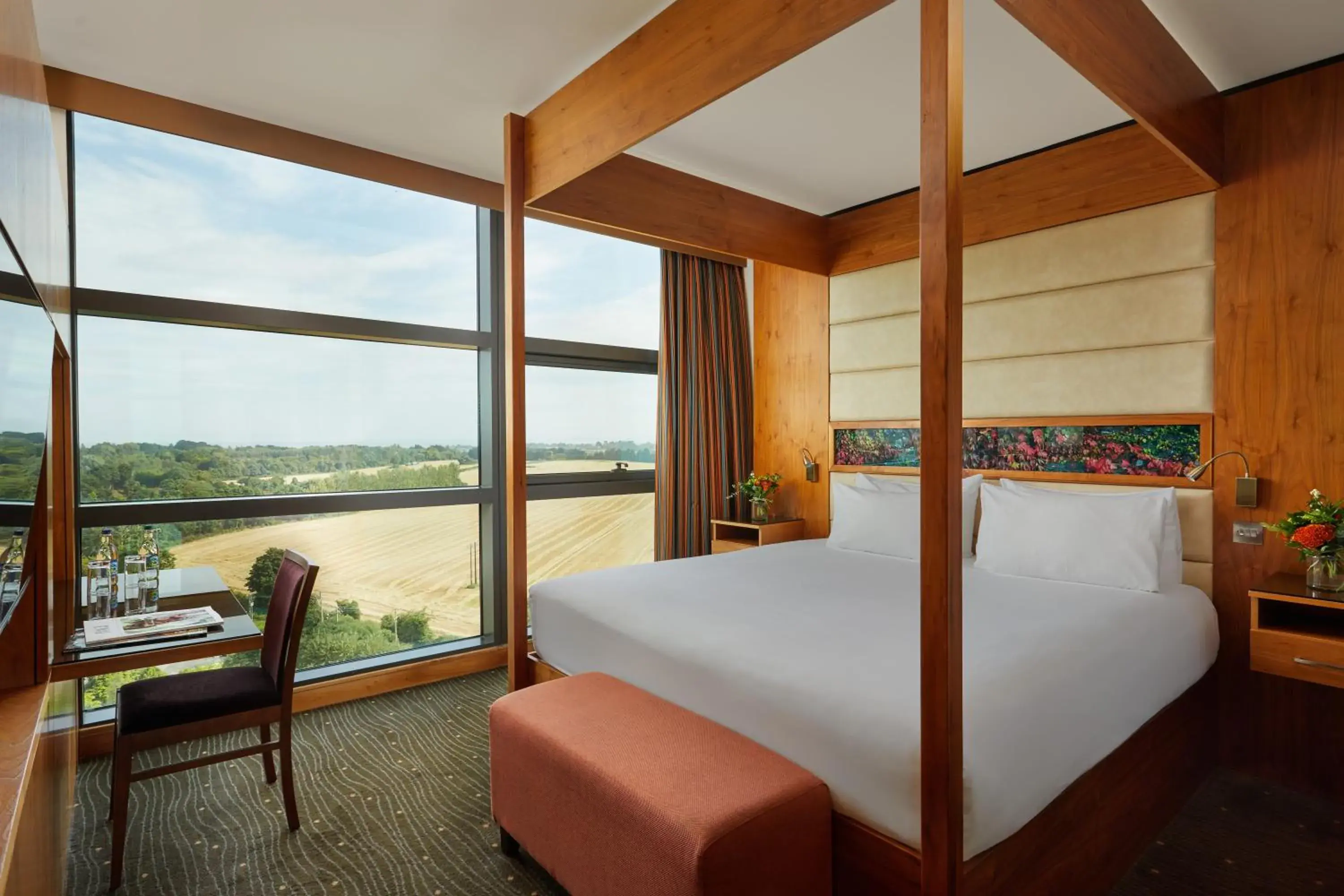 Superior Suite in The Gateway Hotel Superior Suite in The Gateway Hotel