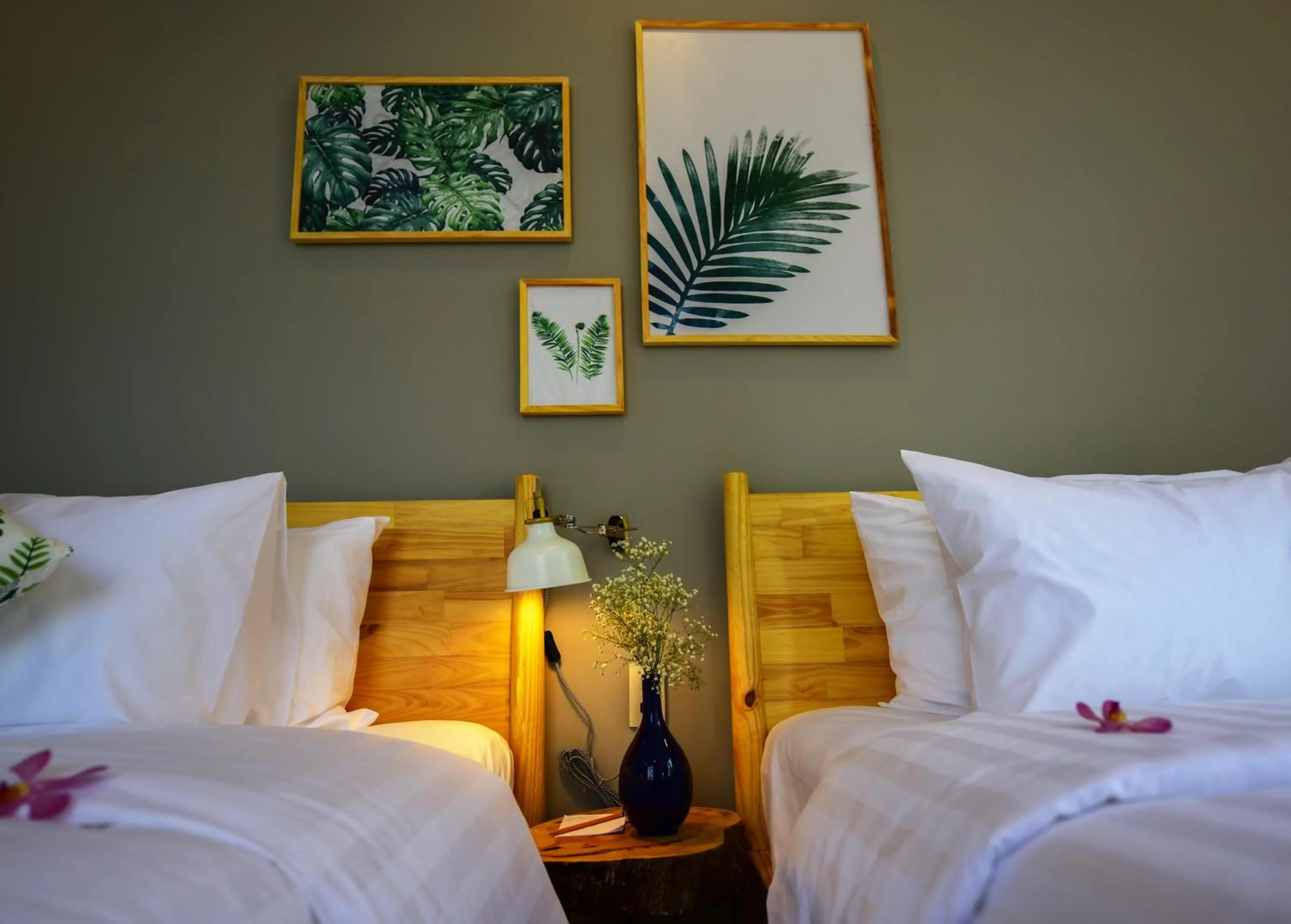 Bedroom, Bed in La Paix Hue