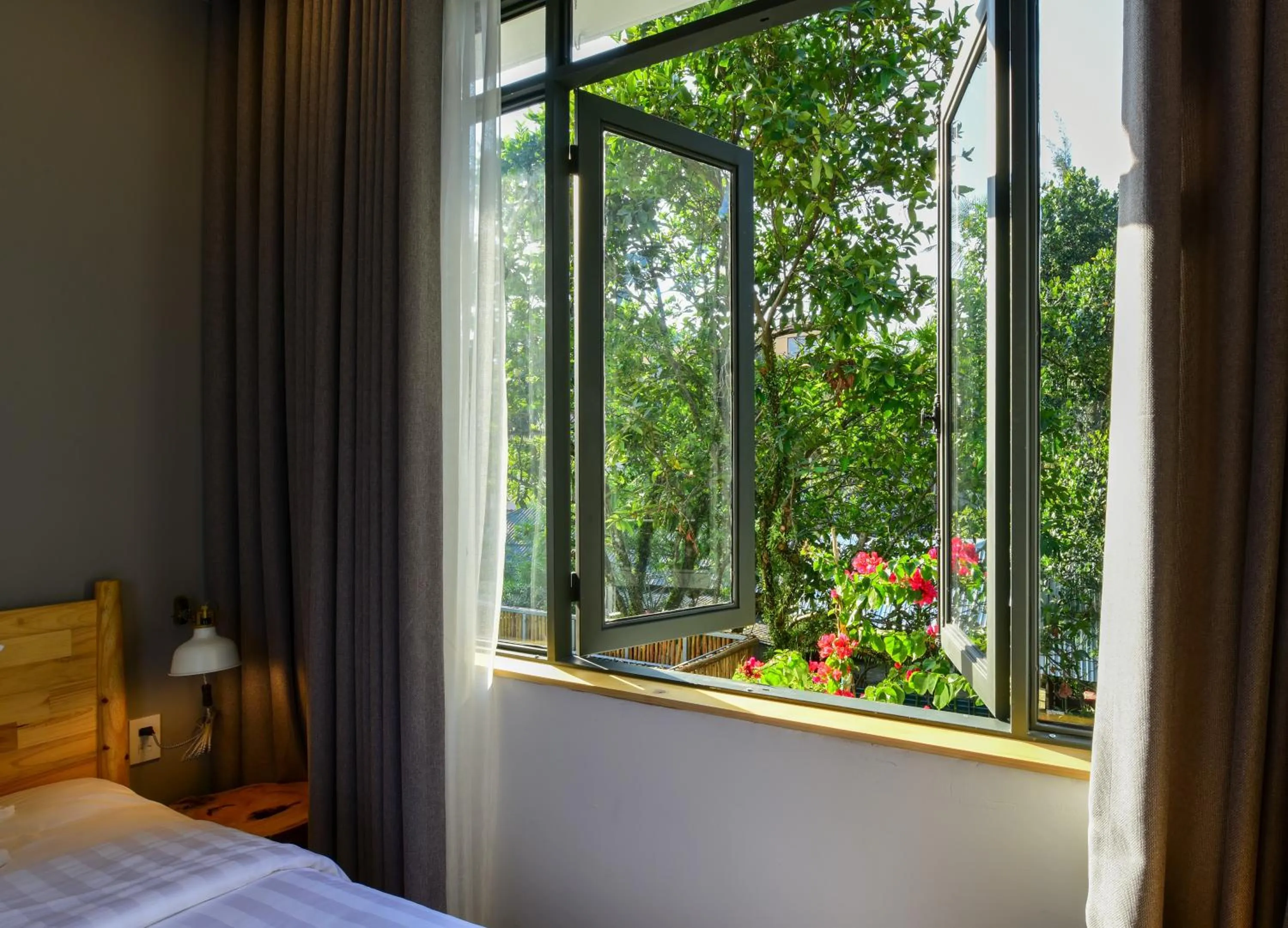 Garden, Bed in La Paix Hue