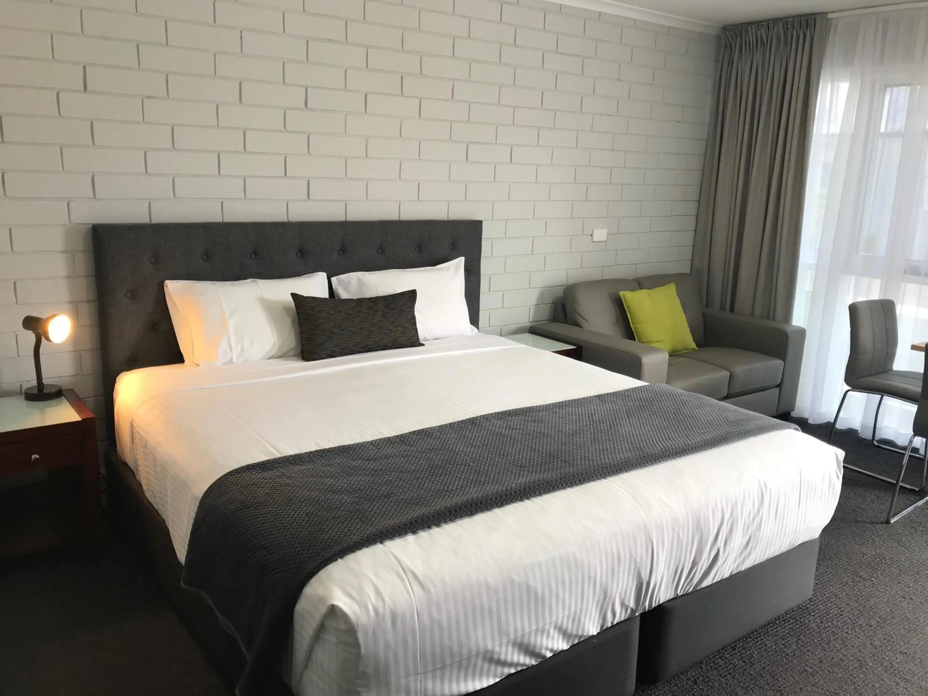 Bed in Frewville Motor Inn