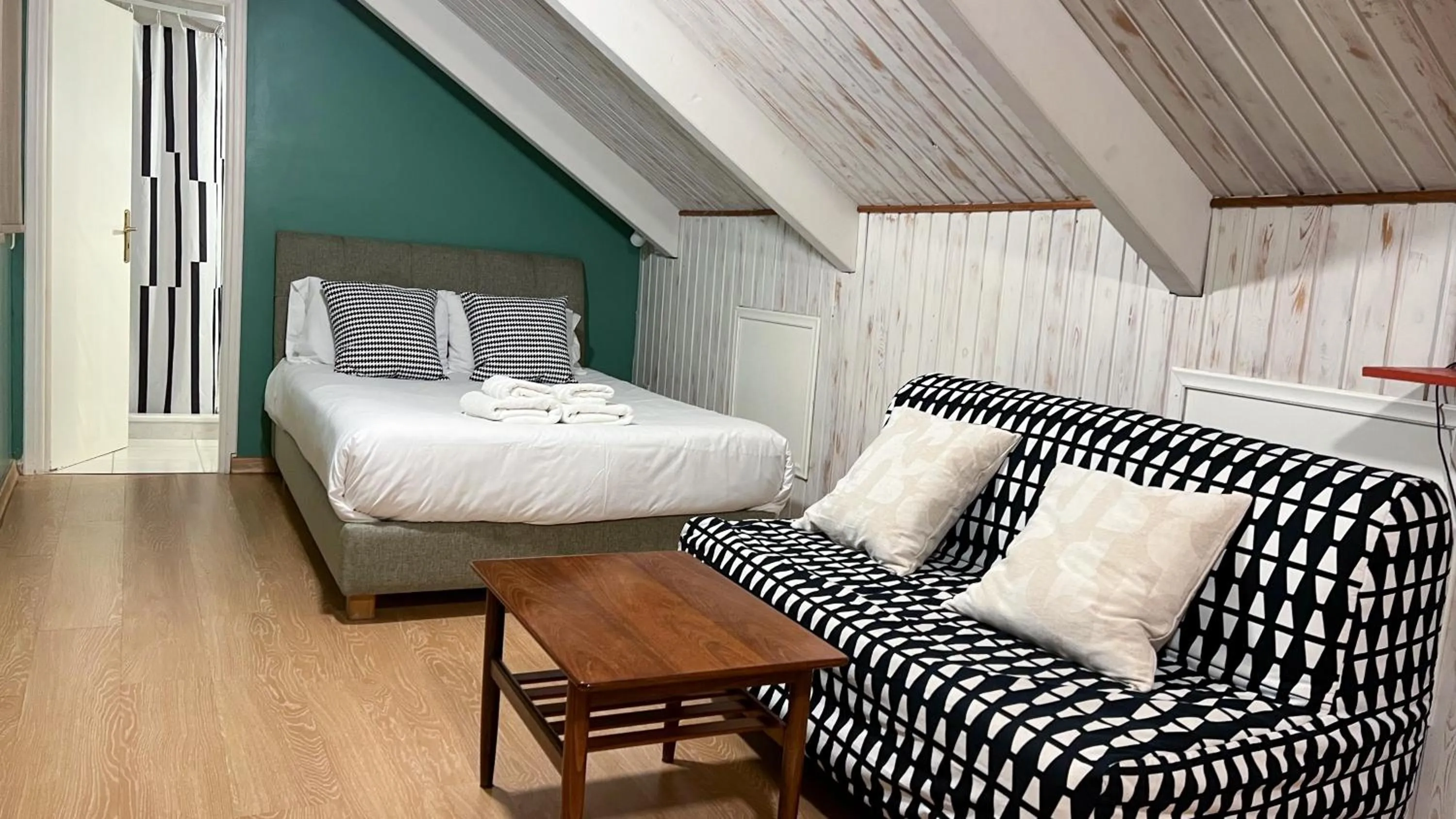 Bed in City Circus Athens