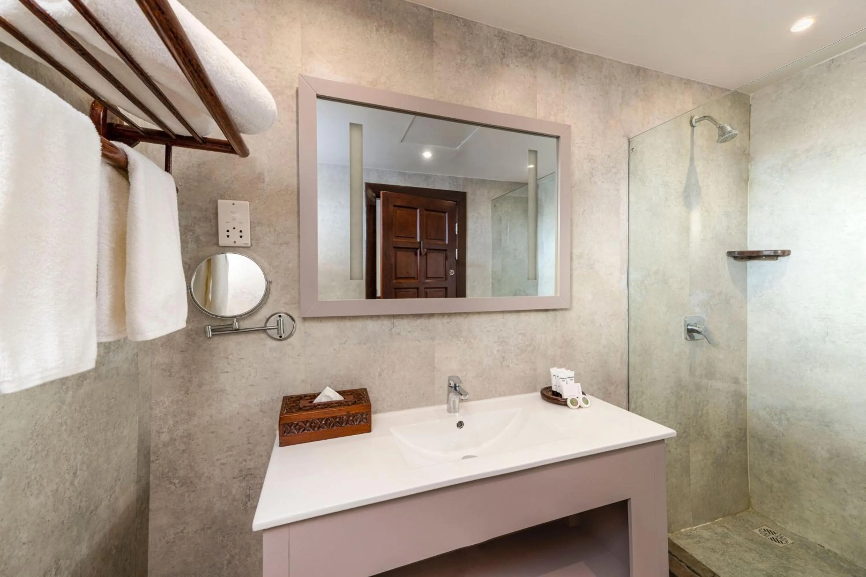 Bathroom in Turaco Nungwi Resort, a Tribute Portfolio Hotel