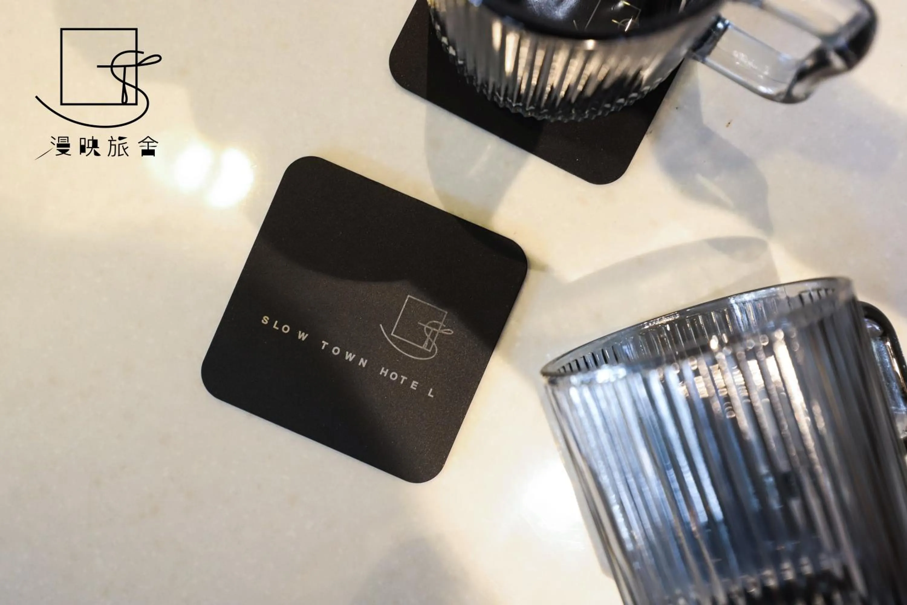 Coffee/tea facilities in Slow Town Hotel-Reel