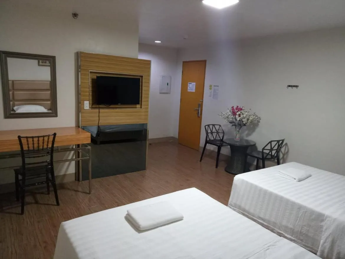 TV and multimedia, Bed in Meaco Royal Hotel - Batangas City