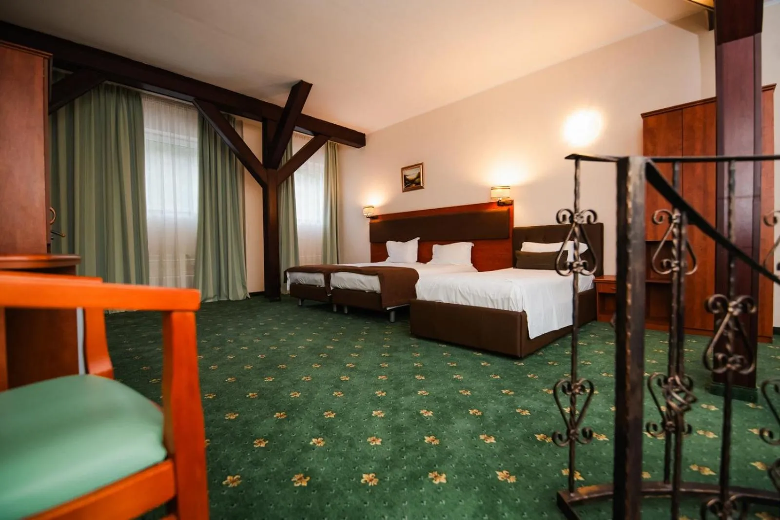 Photo of the whole room in Hotel Fantanita Haiducului