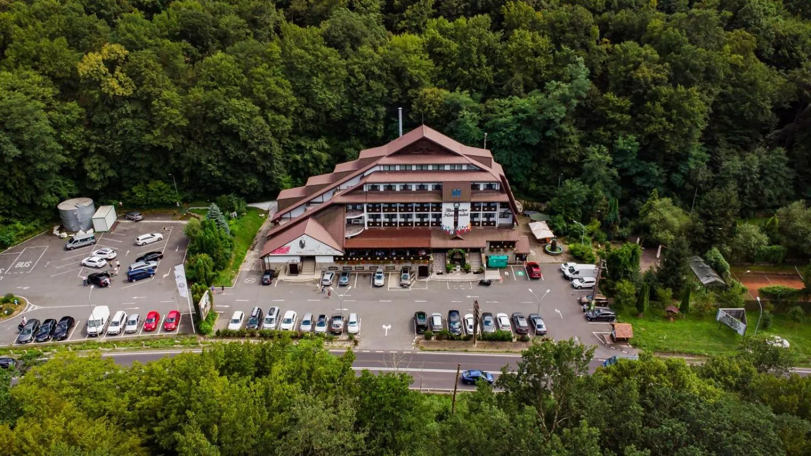 Property building in Hotel Fantanita Haiducului