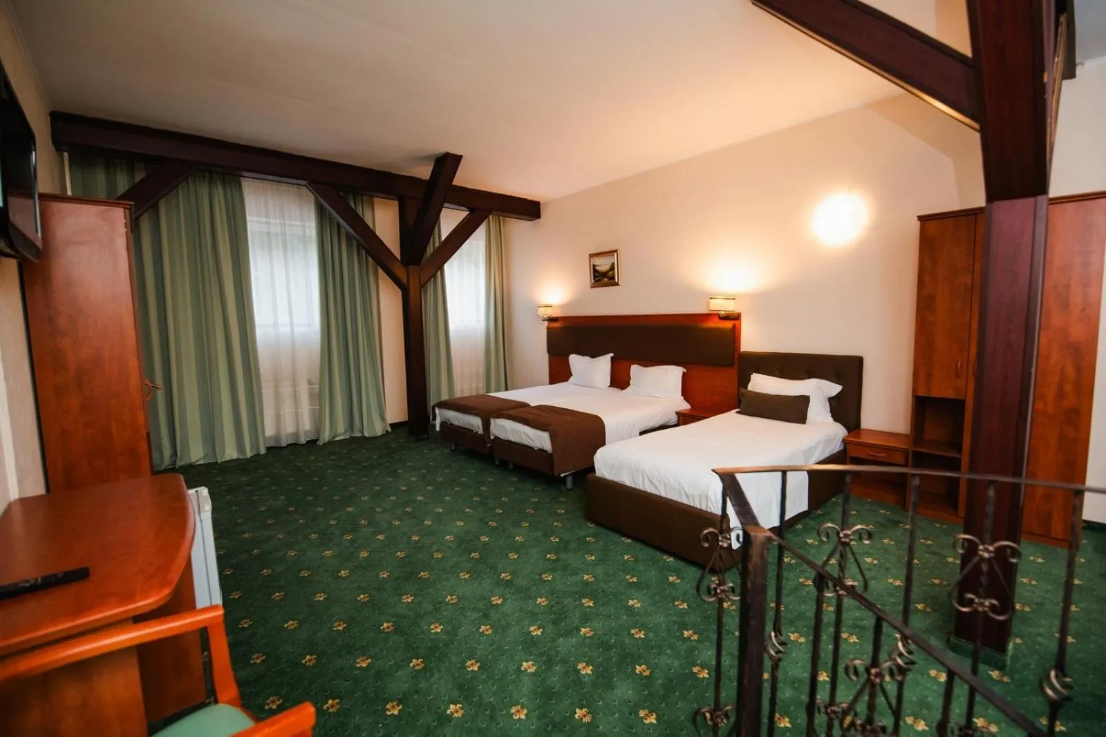 Photo of the whole room in Hotel Fantanita Haiducului