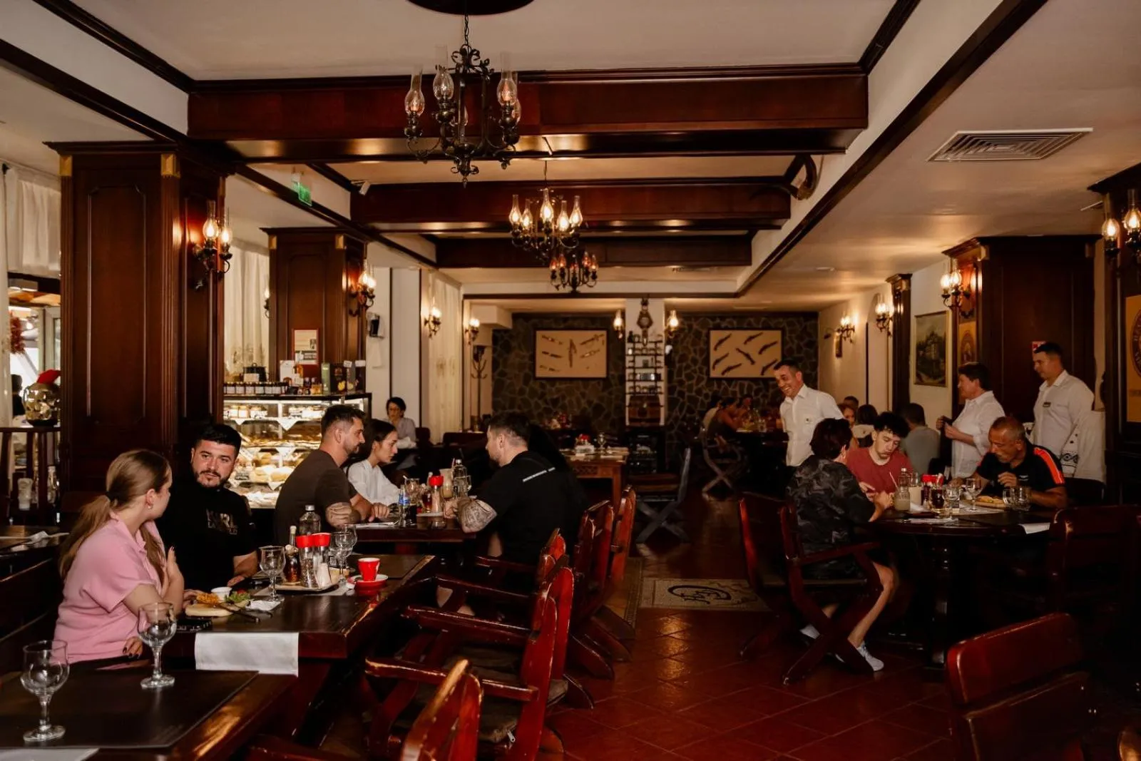 Restaurant/places to eat in Hotel Fantanita Haiducului