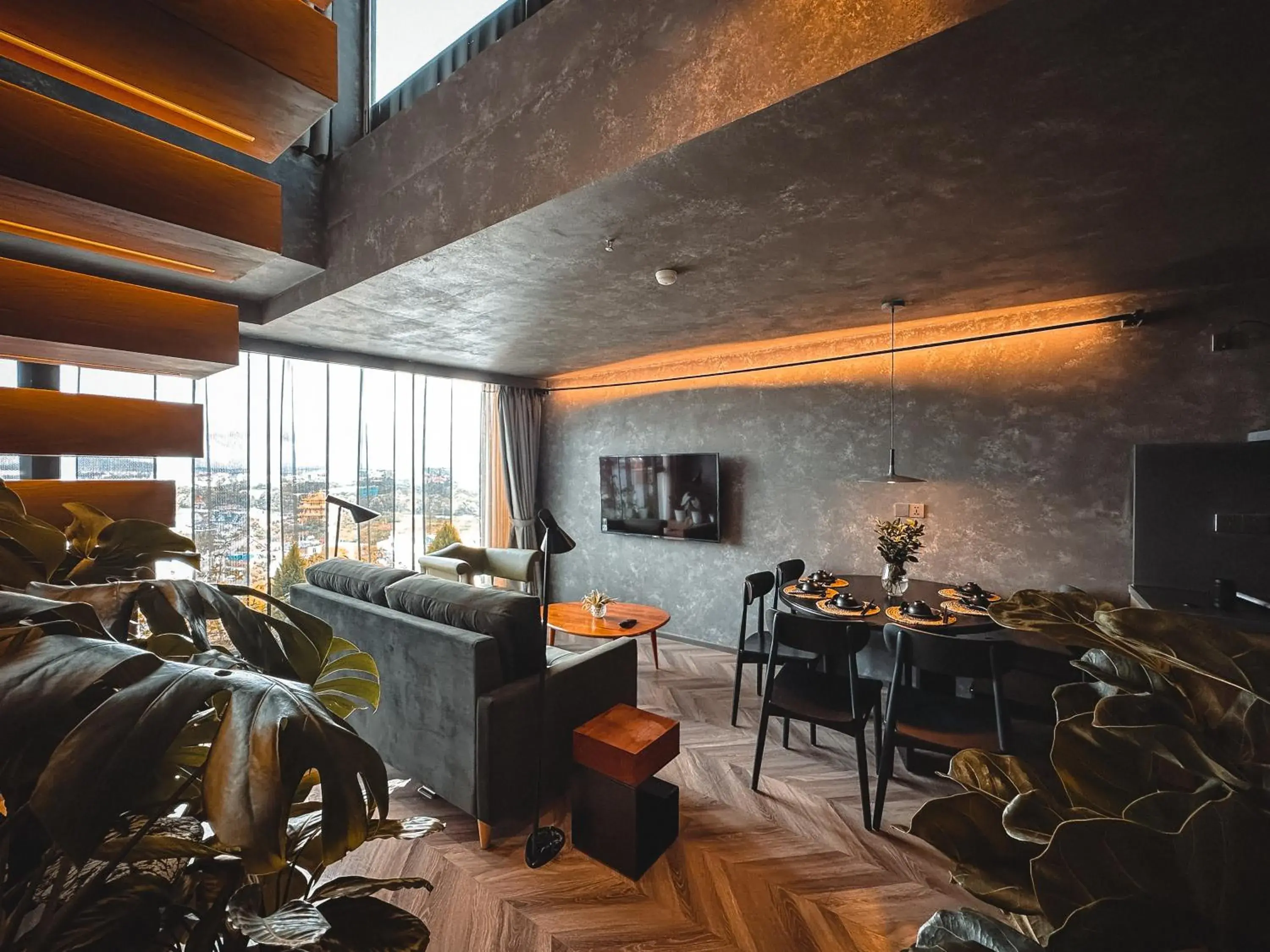 Family Penthouse – at Dalat Center in Colline Dalat Family Penthouse – at Dalat Center in Colline Dalat