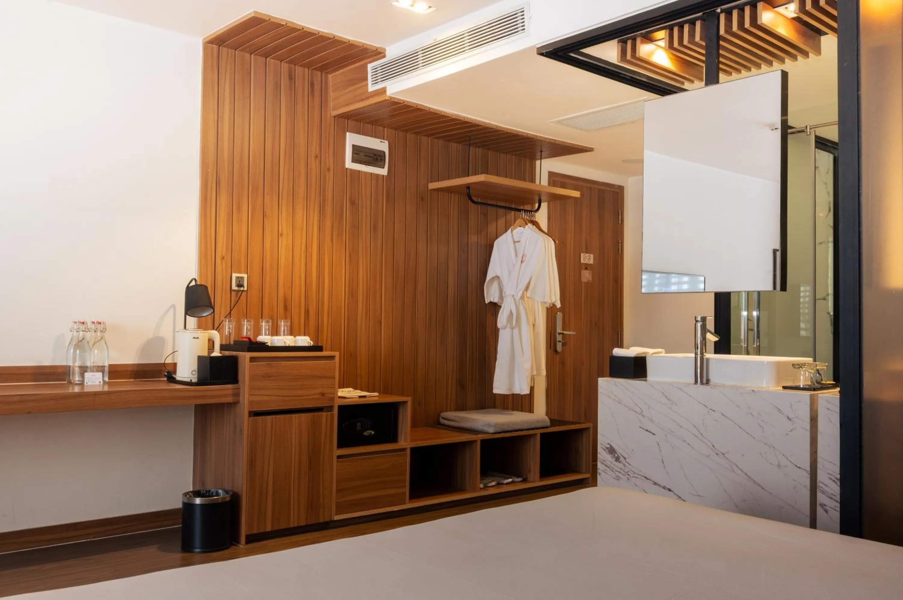 Toilet, Bed in Colline Dalat