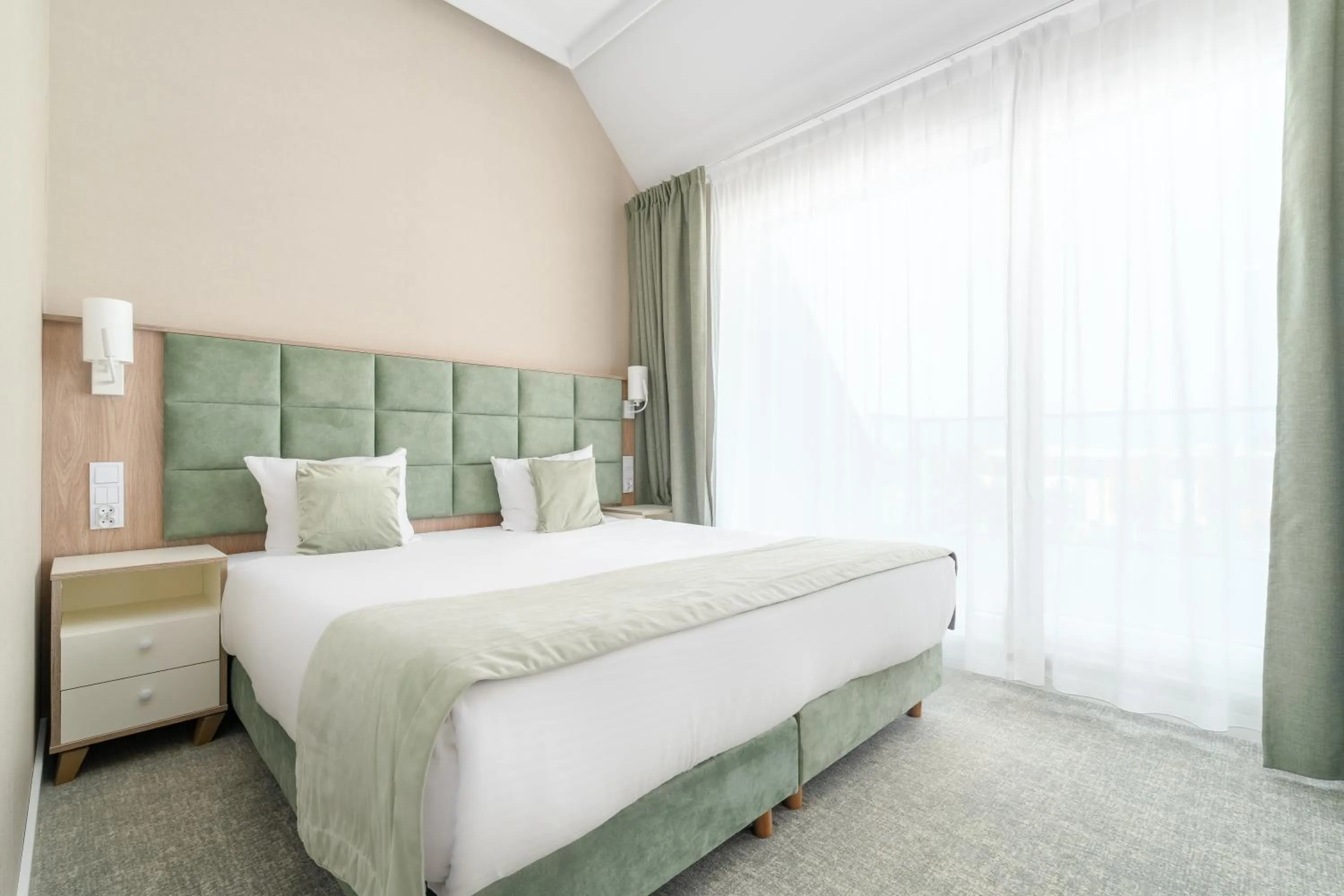 Bedroom, Bed in AQUA Resort AQUAPARK