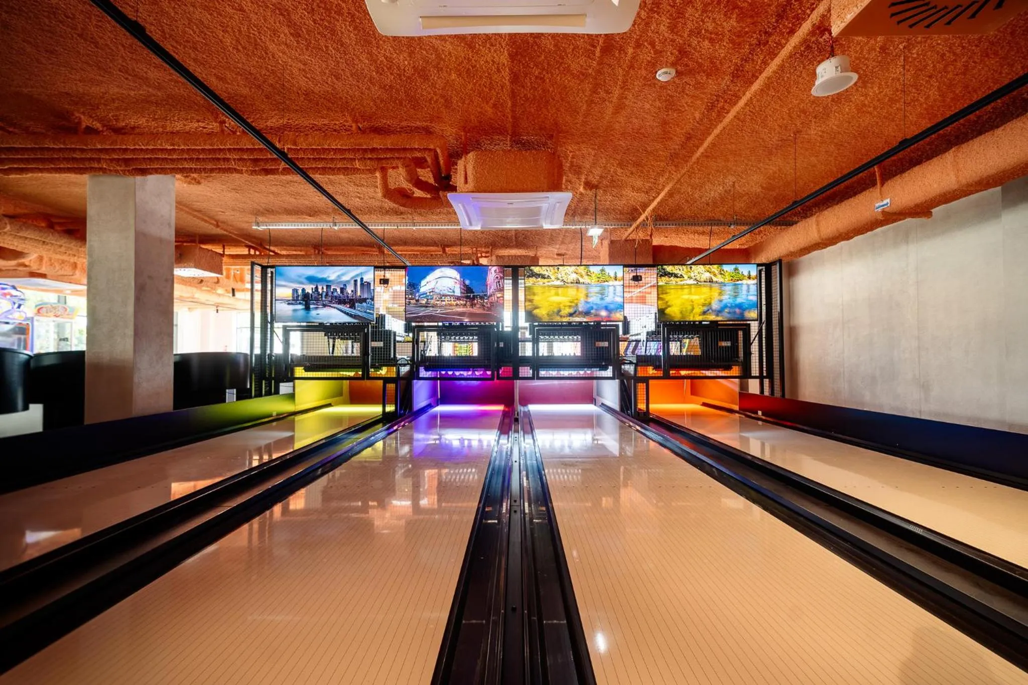 Bowling in AQUA Resort AQUAPARK