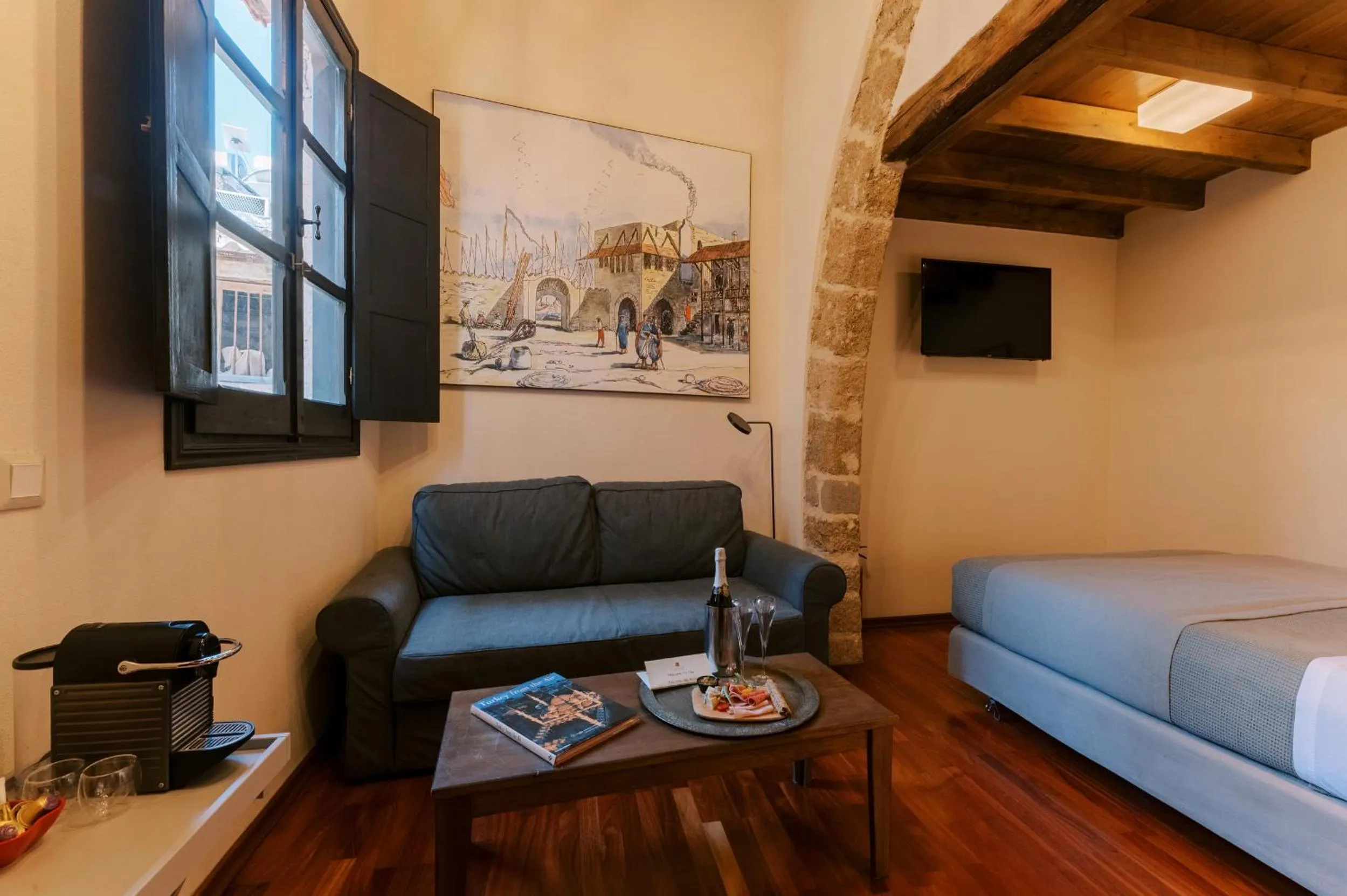 Bed in Zacosta Villa Hotel