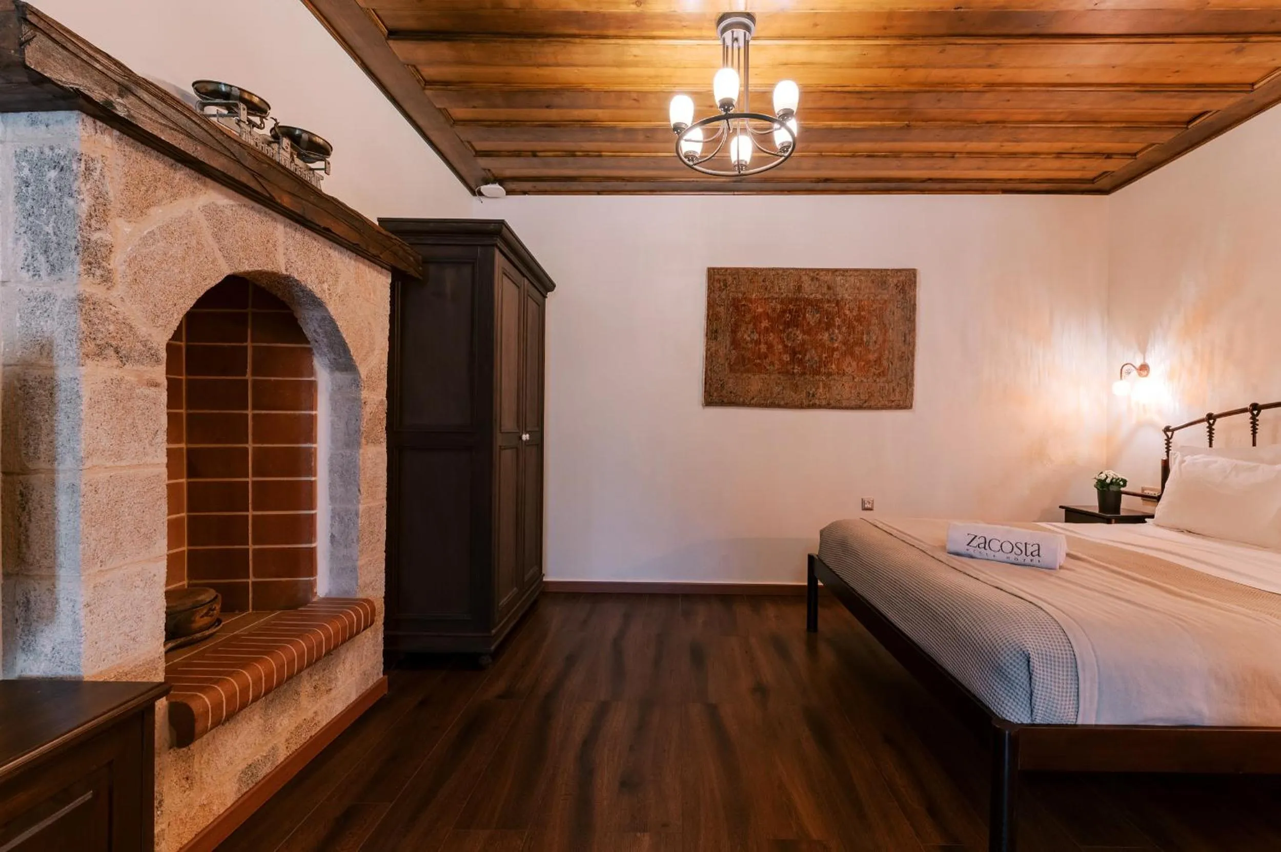 Bed in Zacosta Villa Hotel