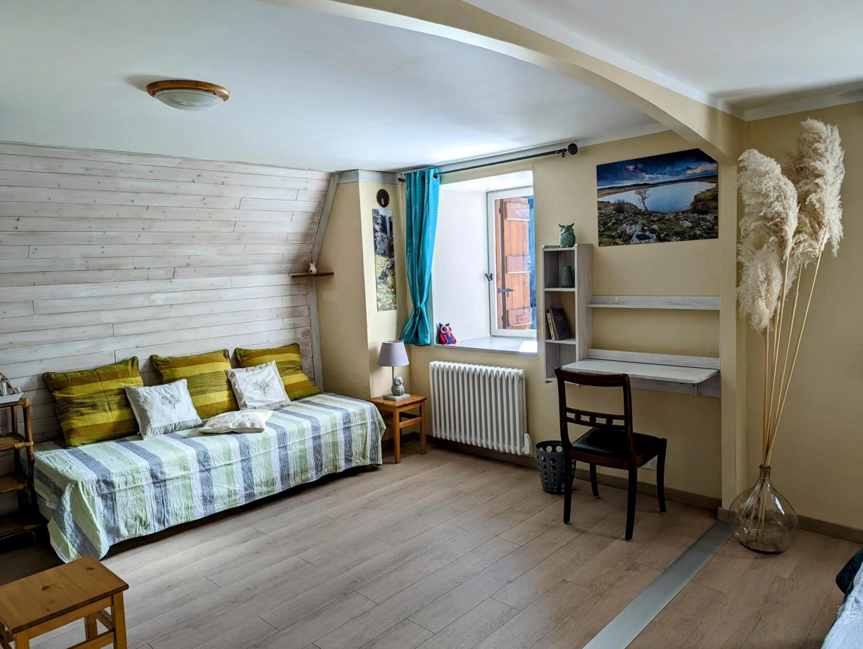 Bedroom, Bed in Chambres d'hôtes Le Lepadou-Bas