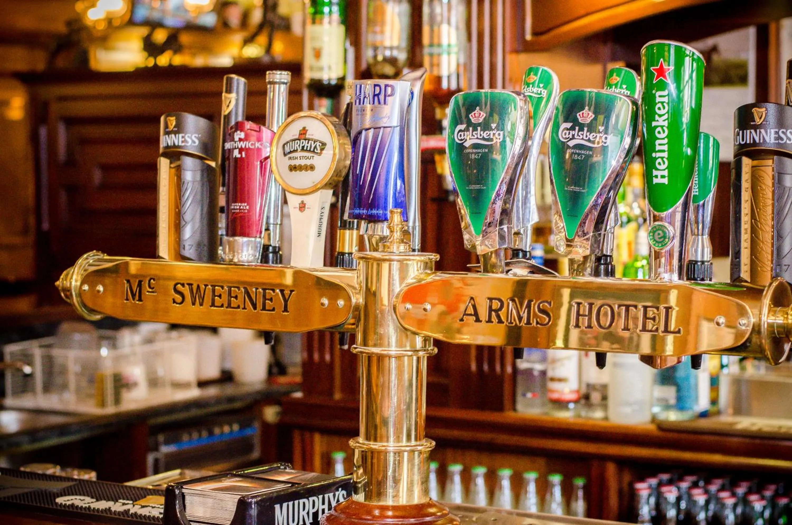 Lounge or bar in McSweeney Arms Hotel