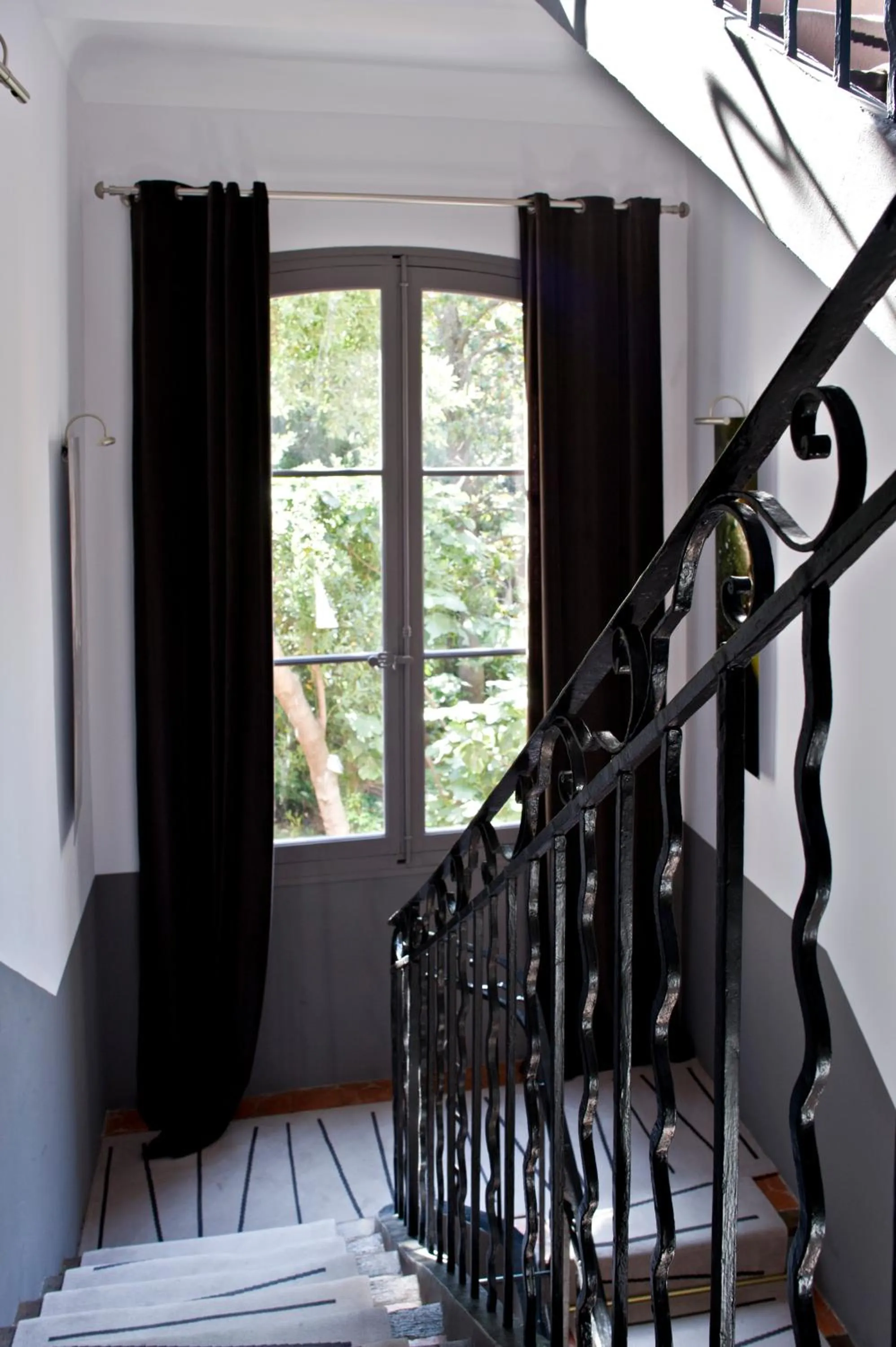 Decorative detail in Maison Dauphine