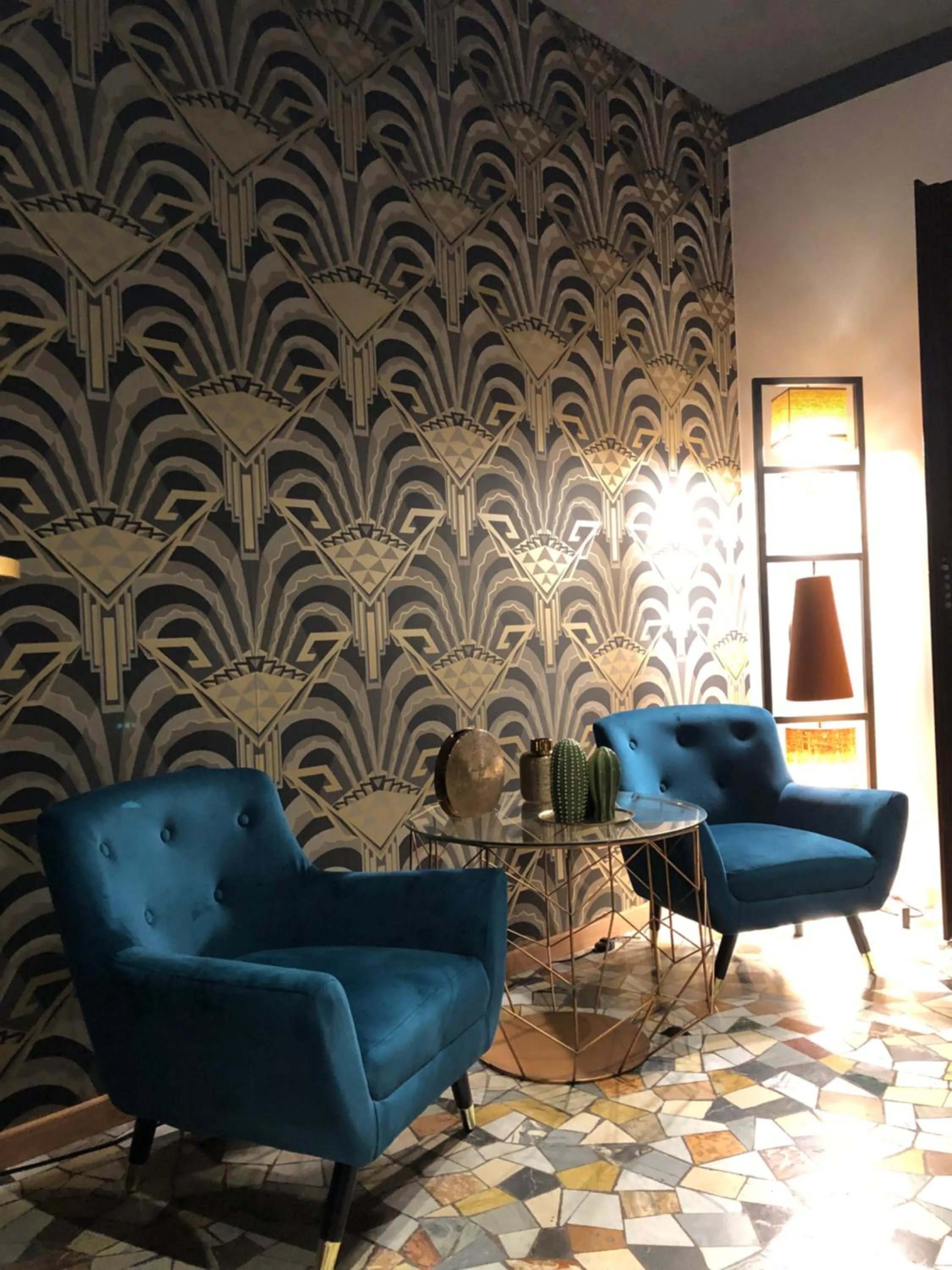 Seating area in Mi Hotel Home