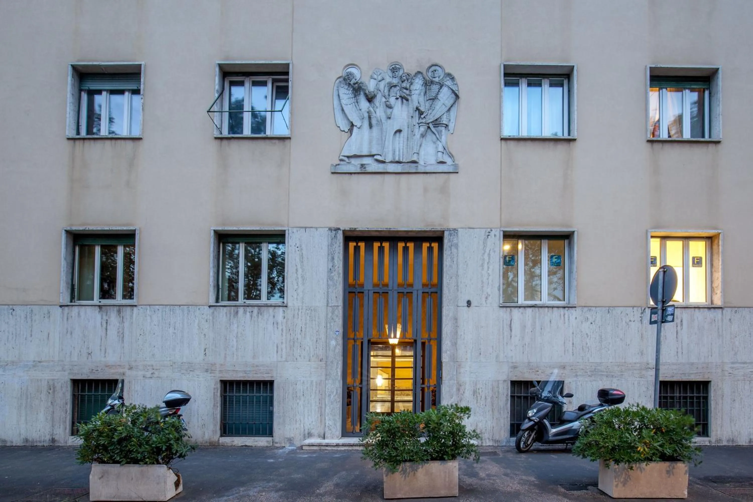 Facade/entrance in Mi Hotel Home