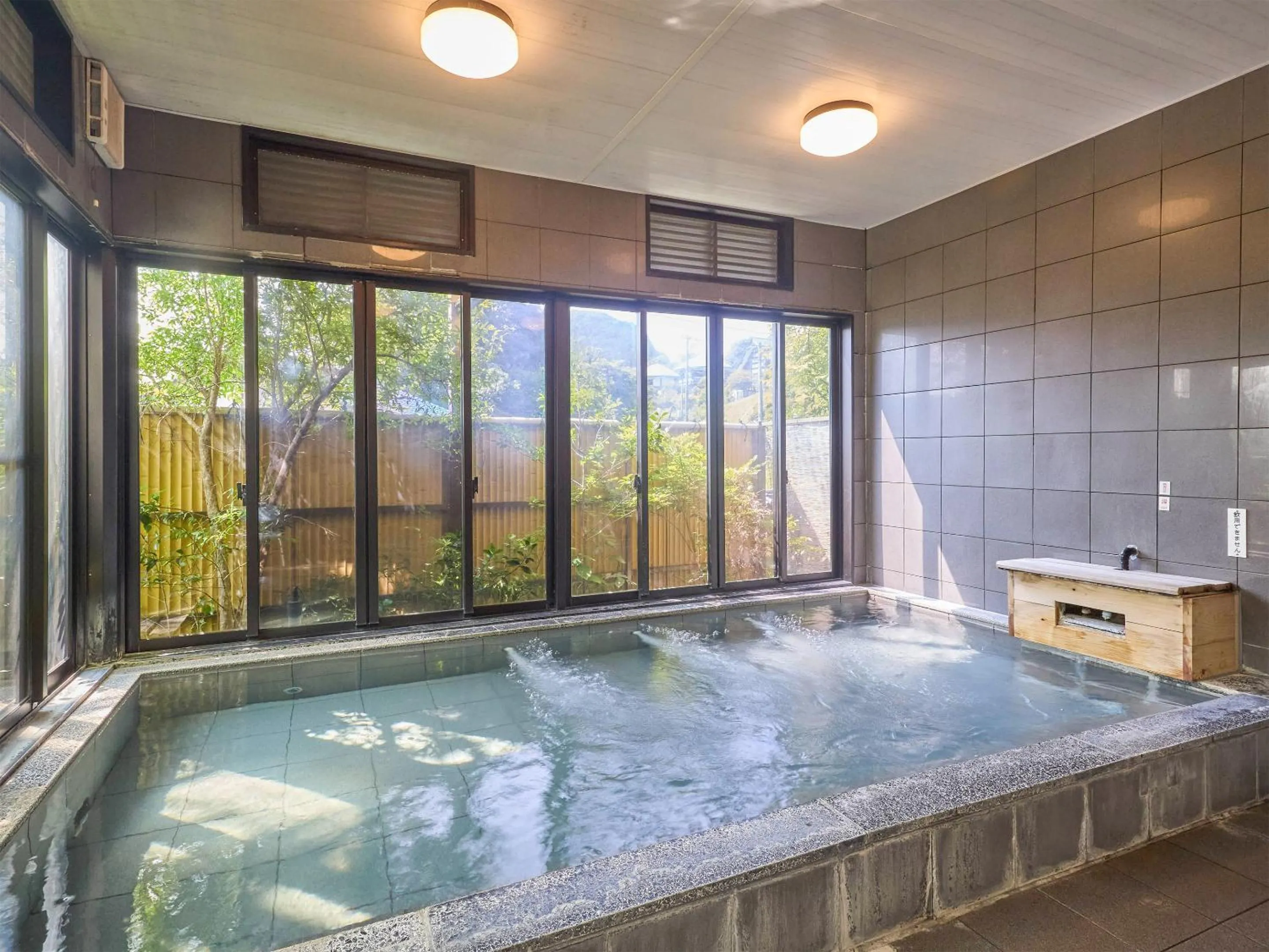 Hot Spring Bath in Oyado Yumechidori