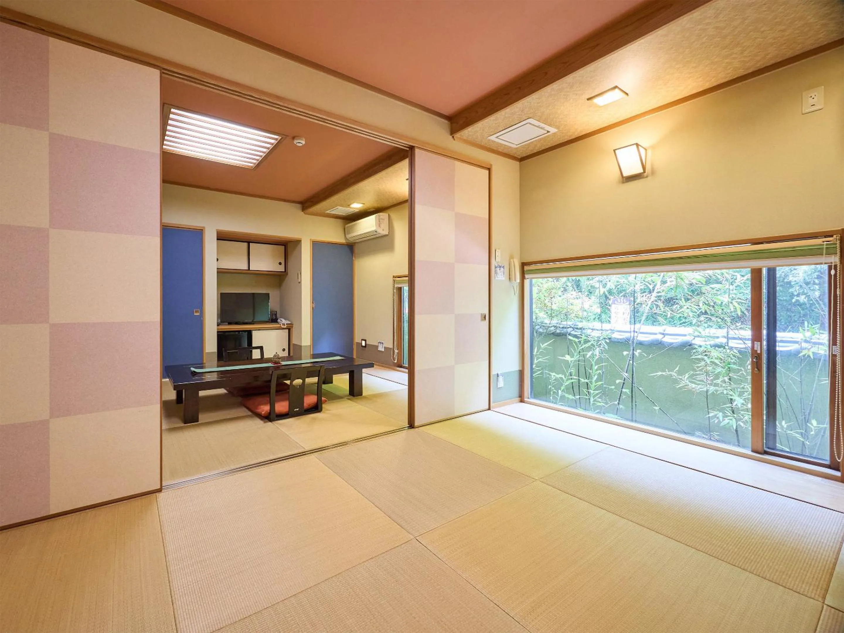 Photo of the whole room in Oyado Yumechidori