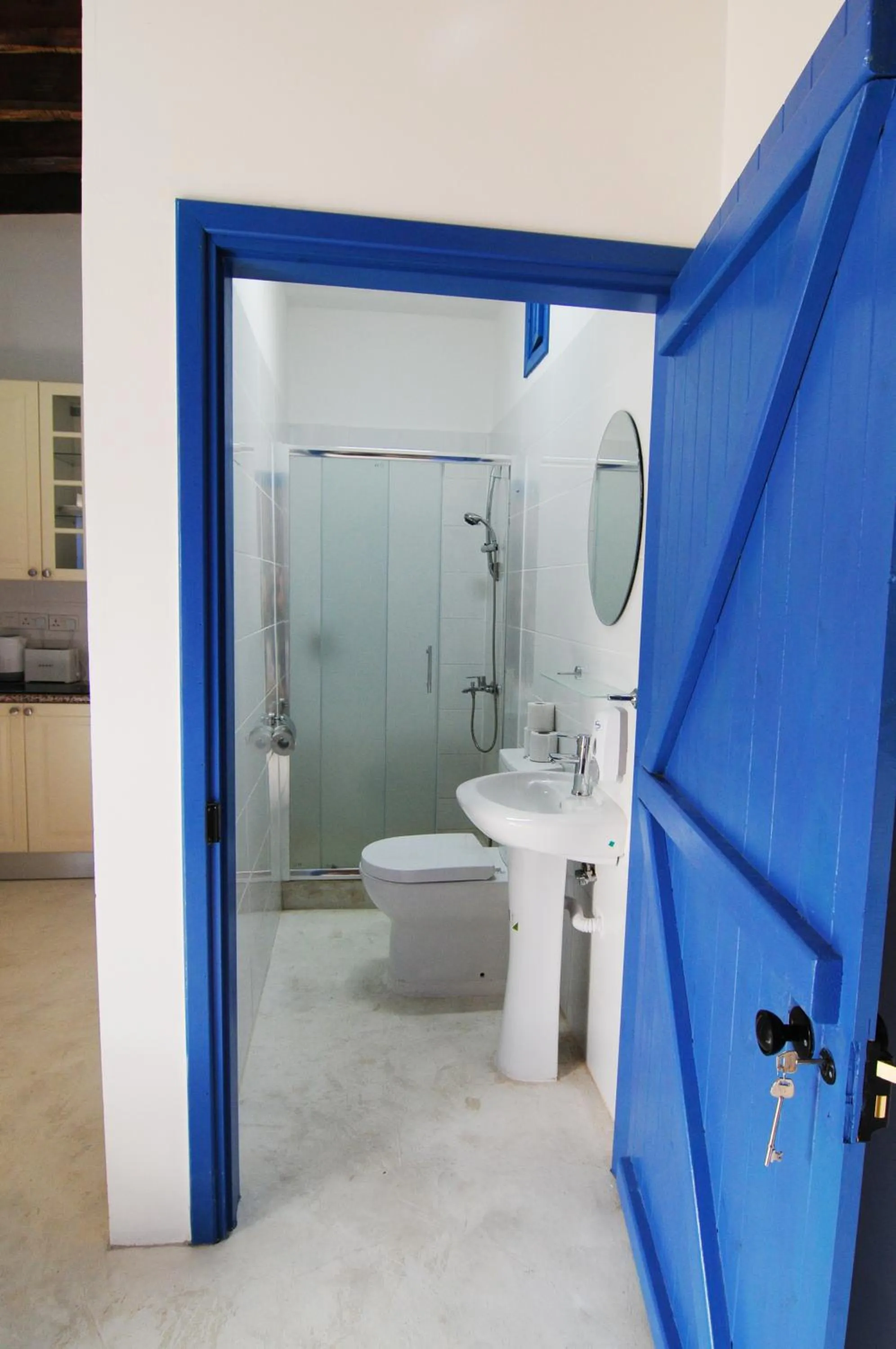 Bathroom in Lithos Studios