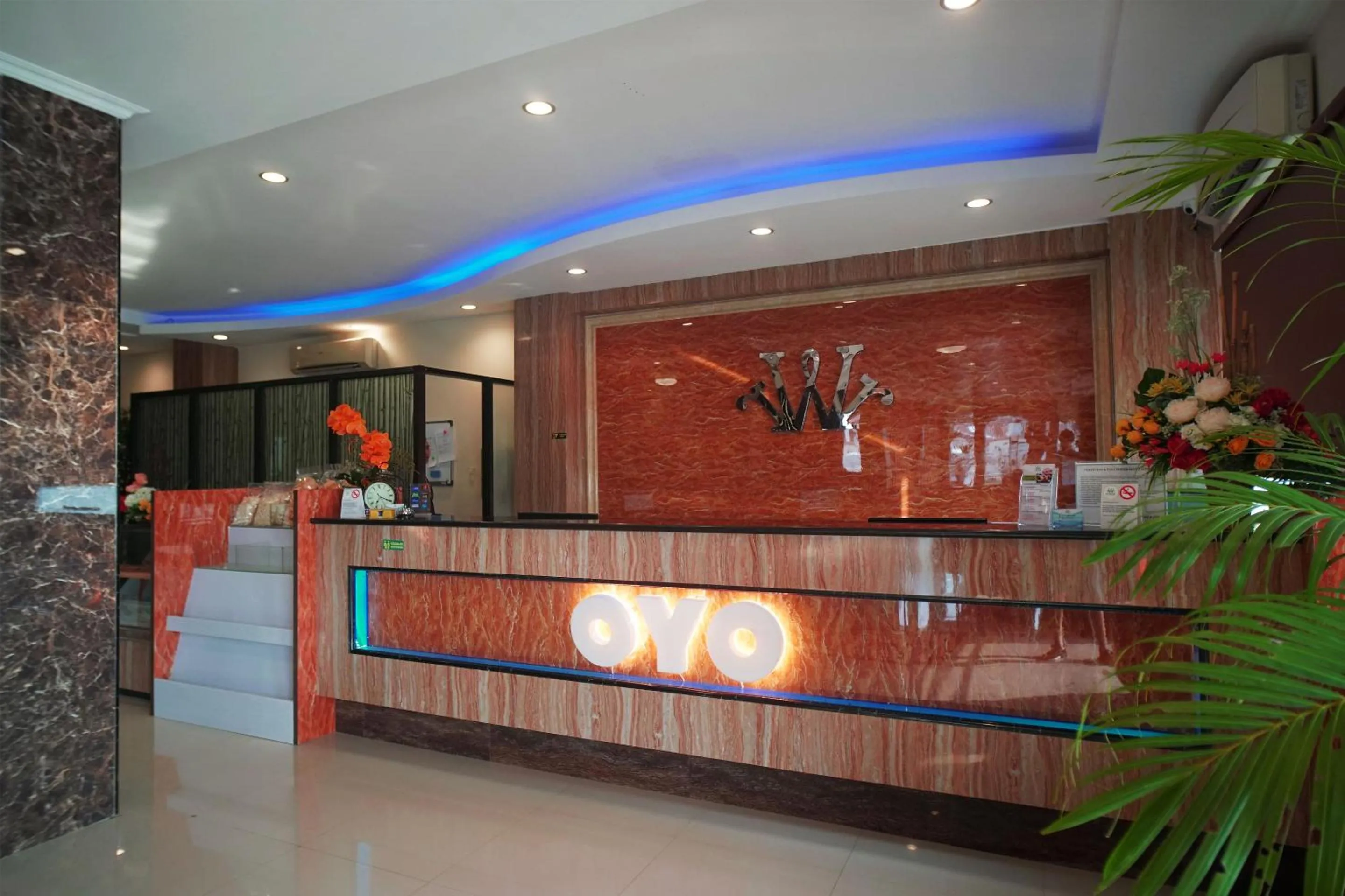 Lounge or bar in OYO 147 Hotel Winer