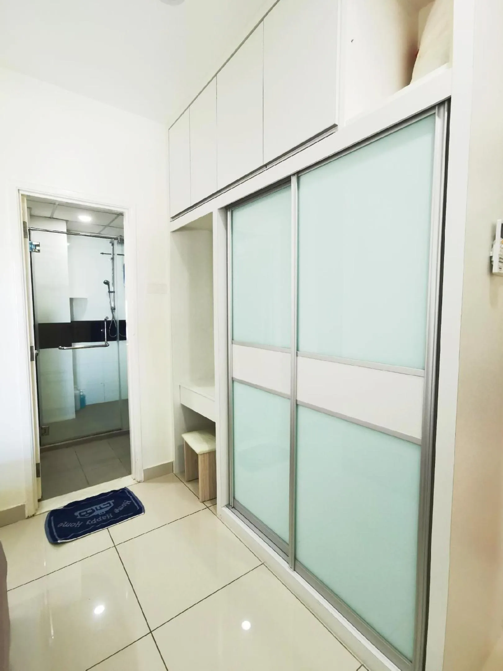 Bedroom in Mansion One by Sky Hive