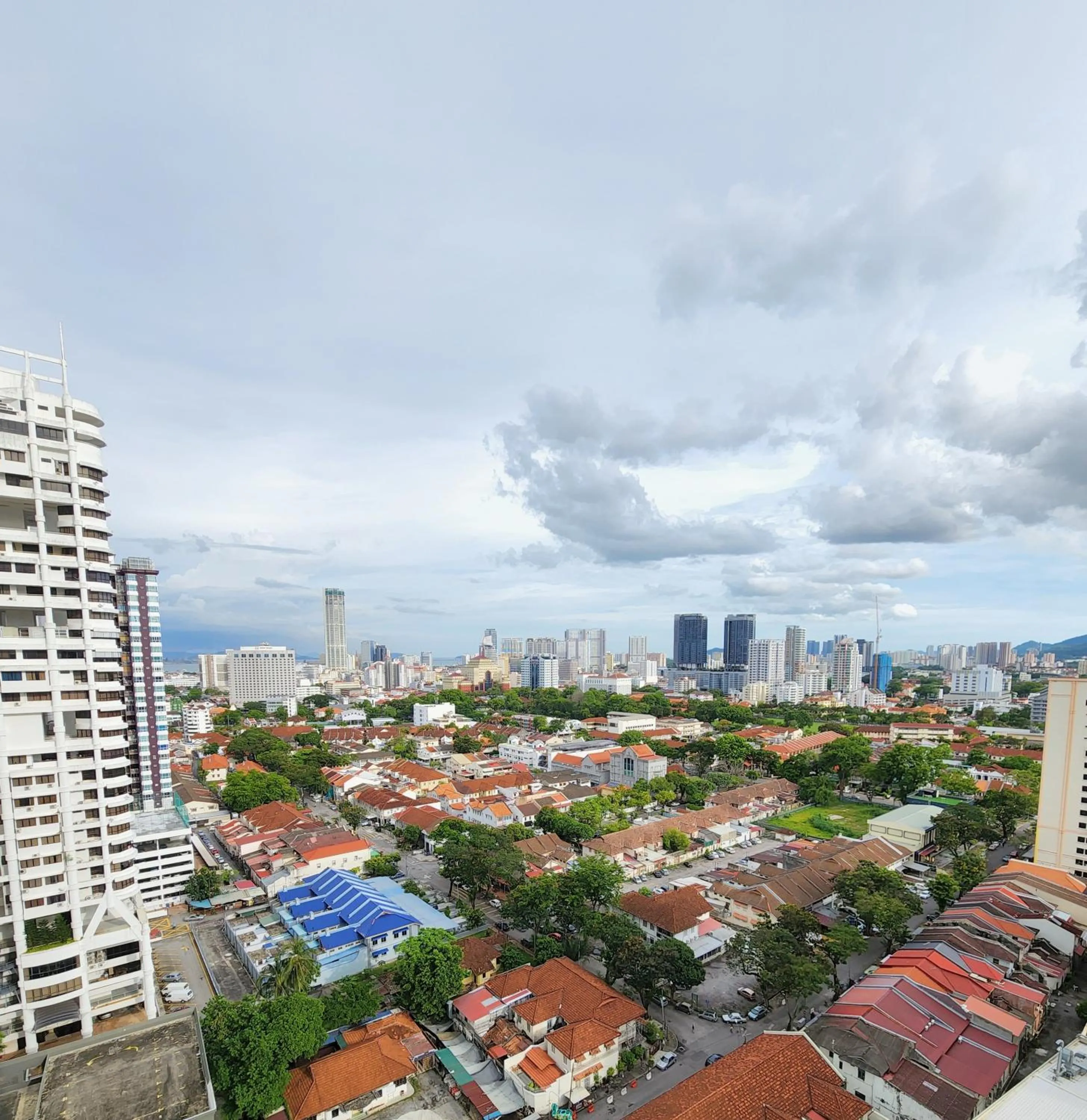 Neighbourhood in Mansion One by Sky Hive