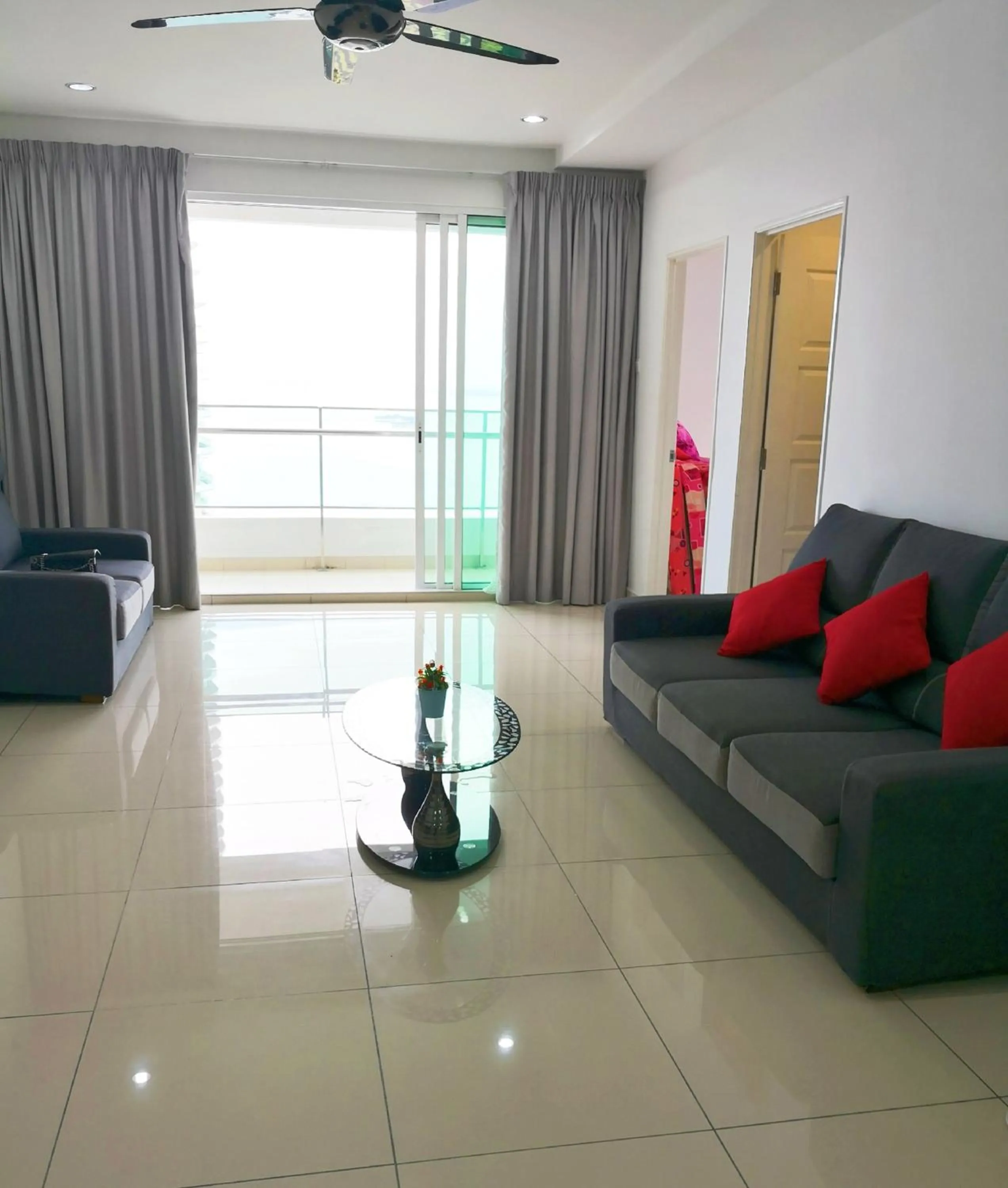 Living room in Mansion One by Sky Hive