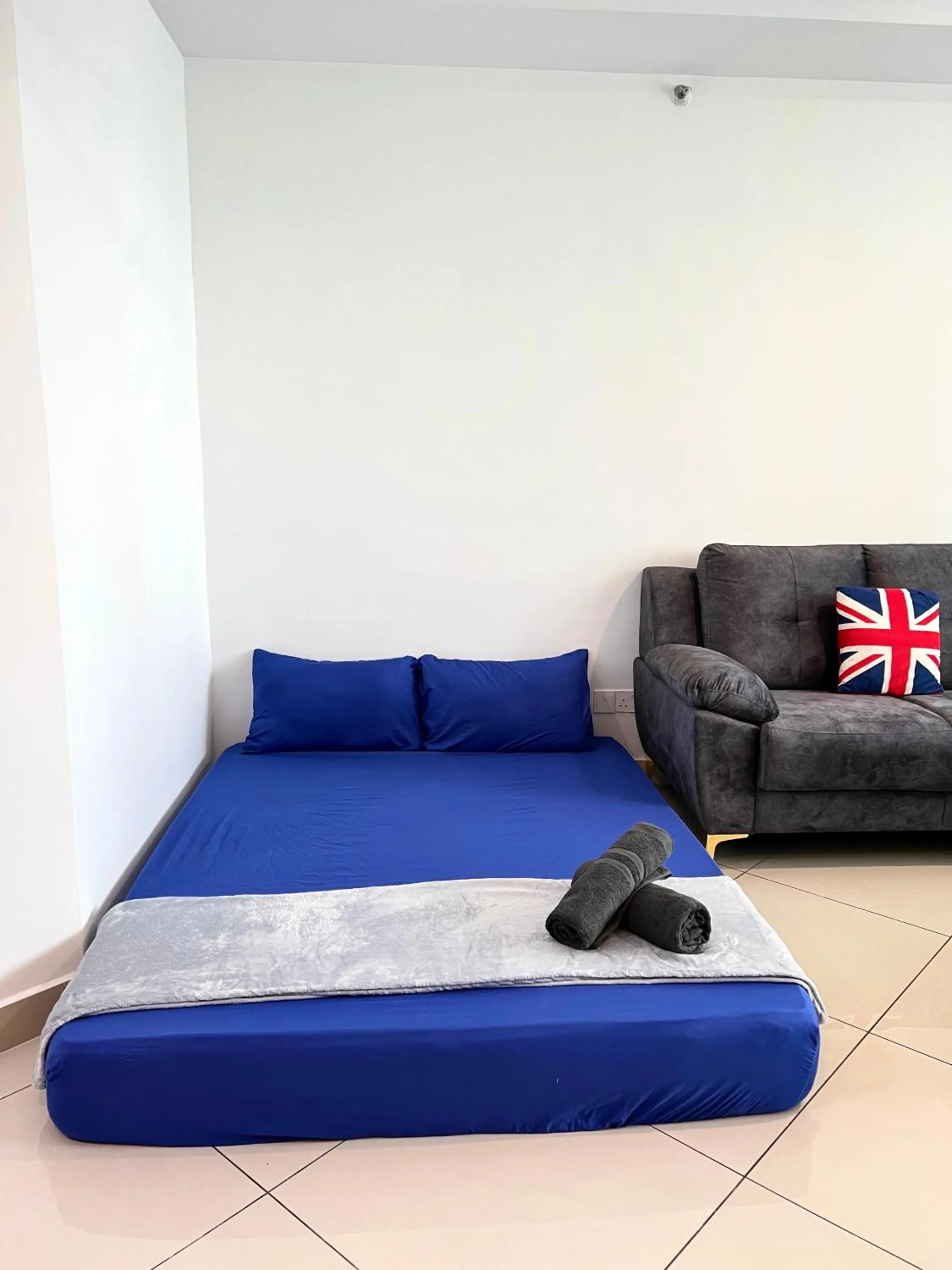 Bed in Mansion One by Sky Hive