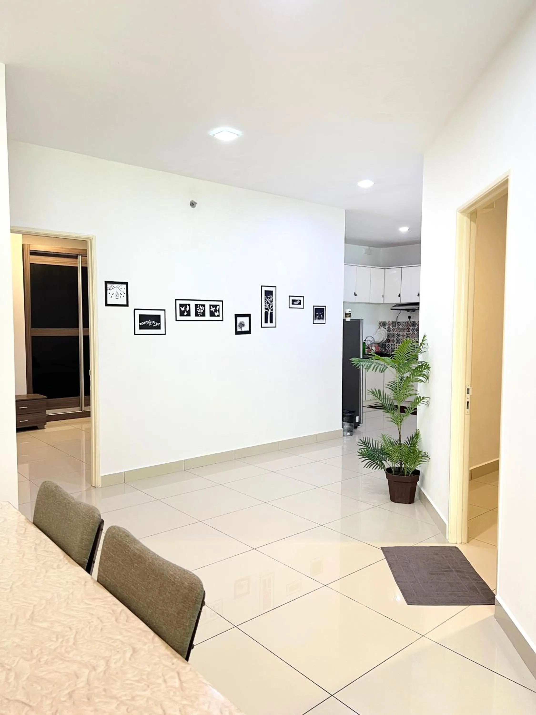 Seating area in Mansion One by Sky Hive