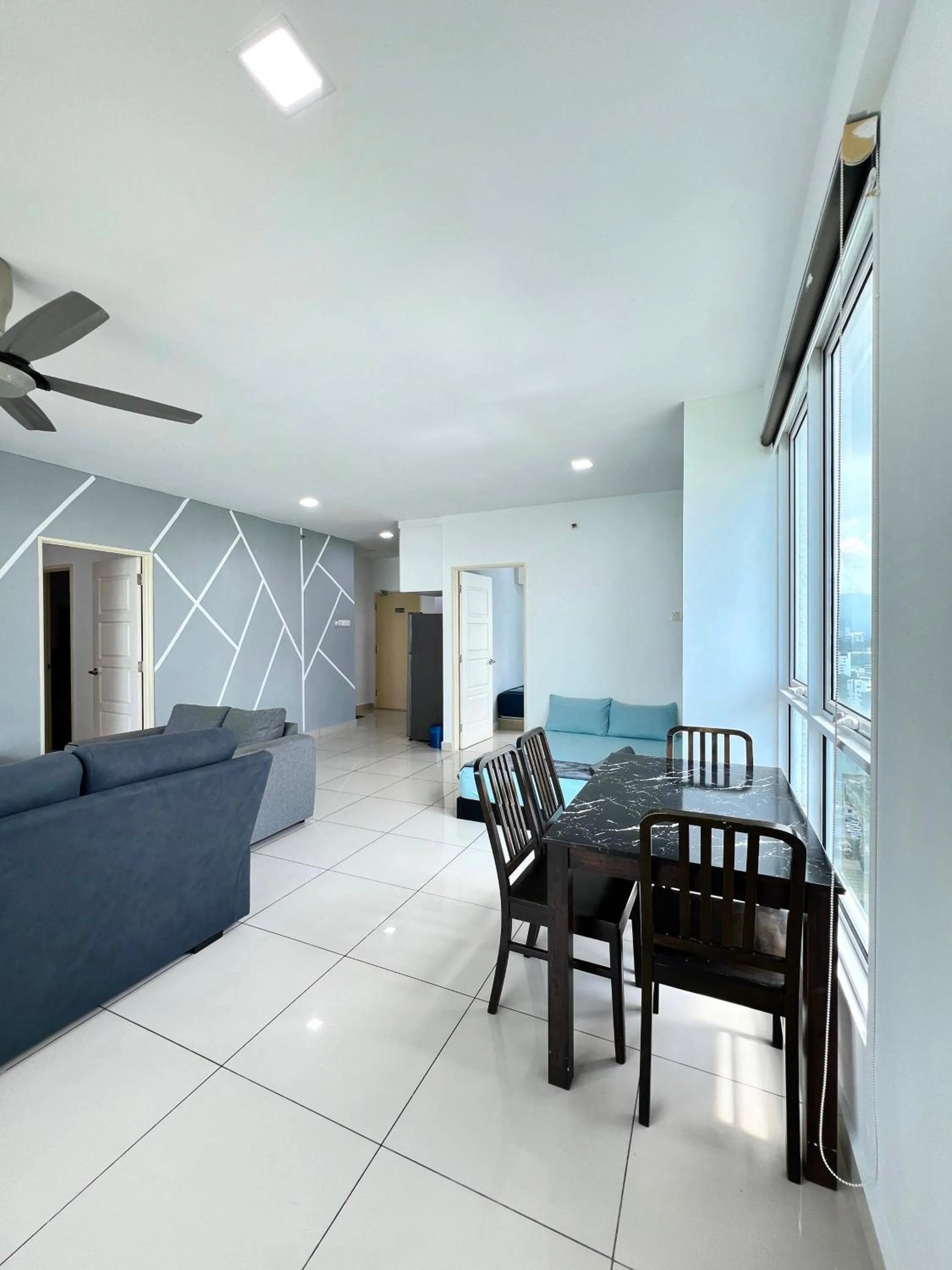 Living room in Mansion One by Sky Hive