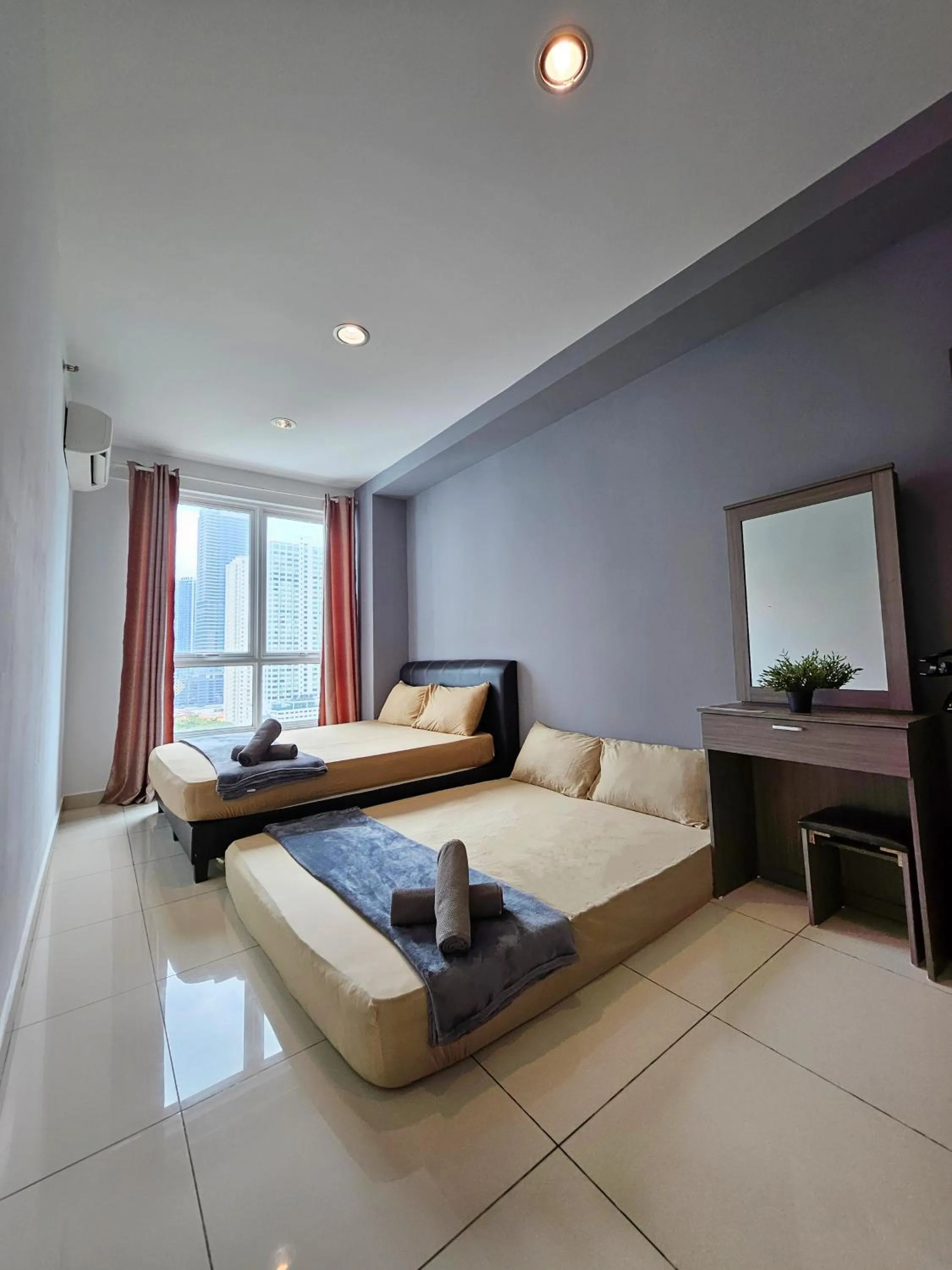 Bedroom, Bed in Mansion One by Sky Hive