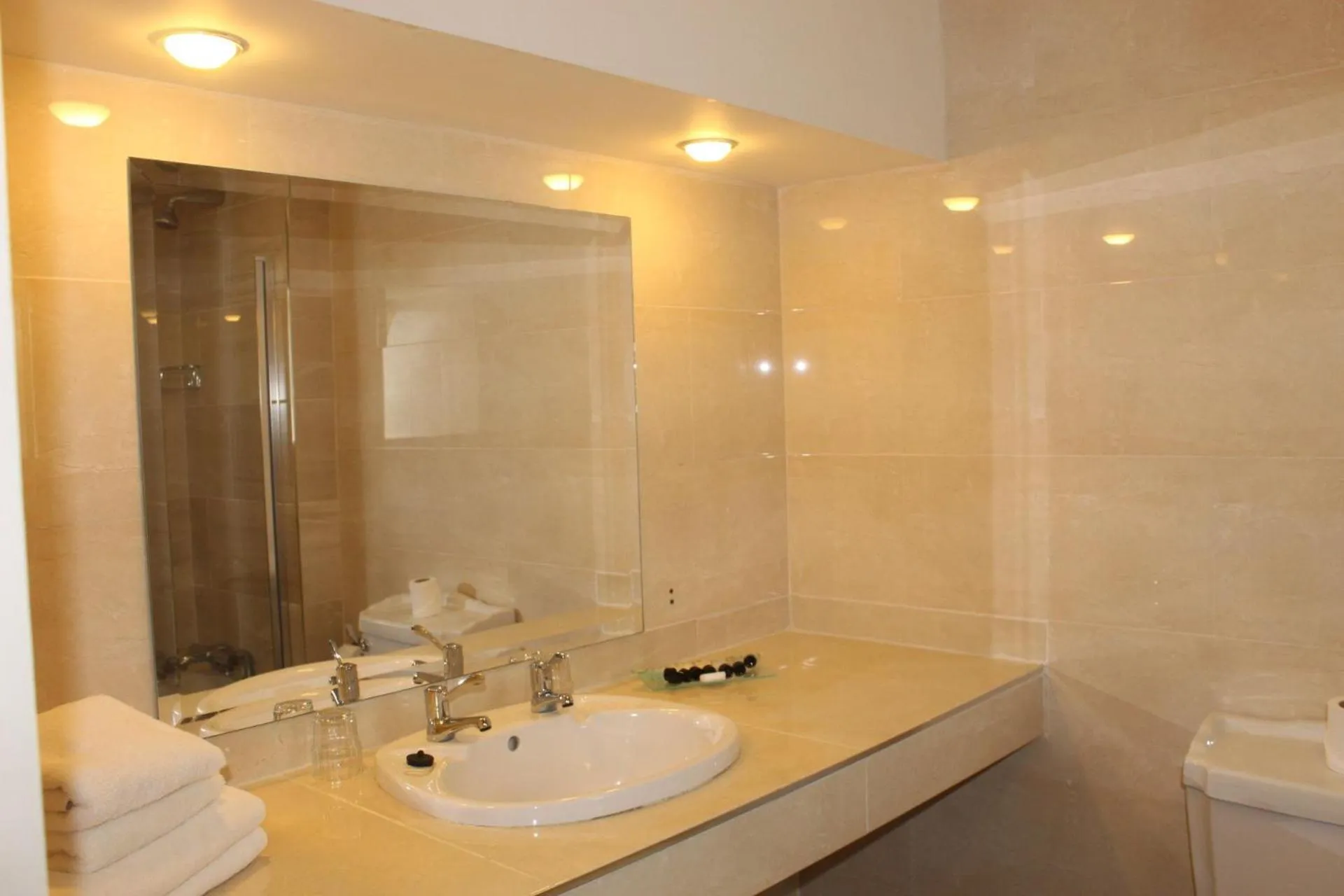 Aran View Country House and Lodge