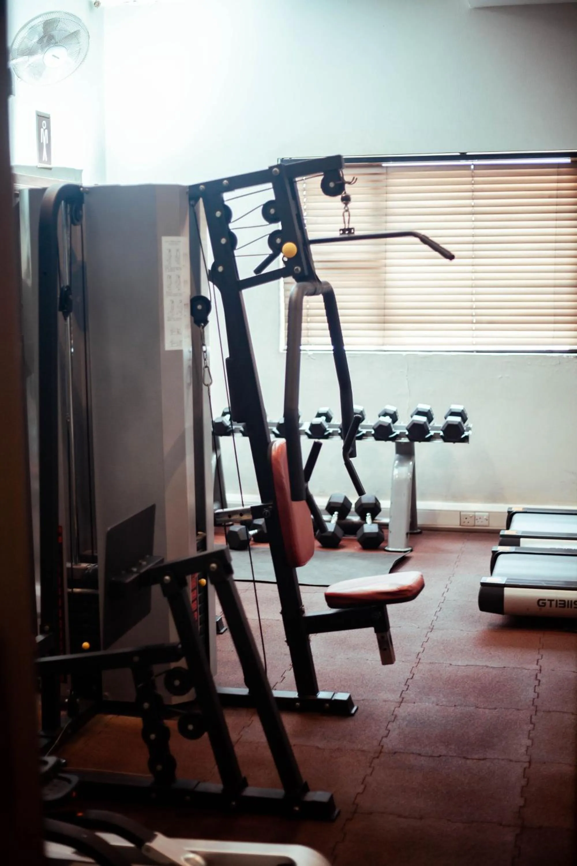 Fitness centre/facilities in Crossroads Hotel Blantyre