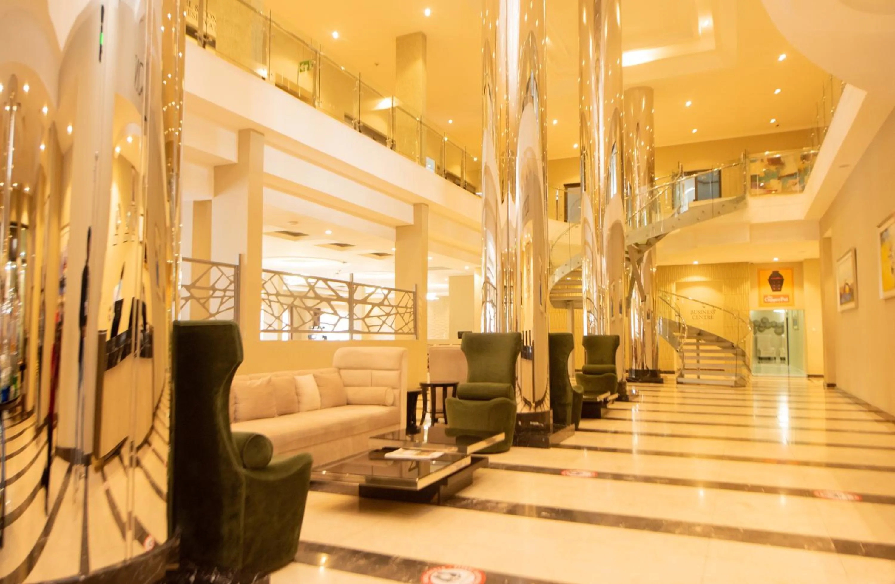 Lobby or reception in Crossroads Hotel Blantyre