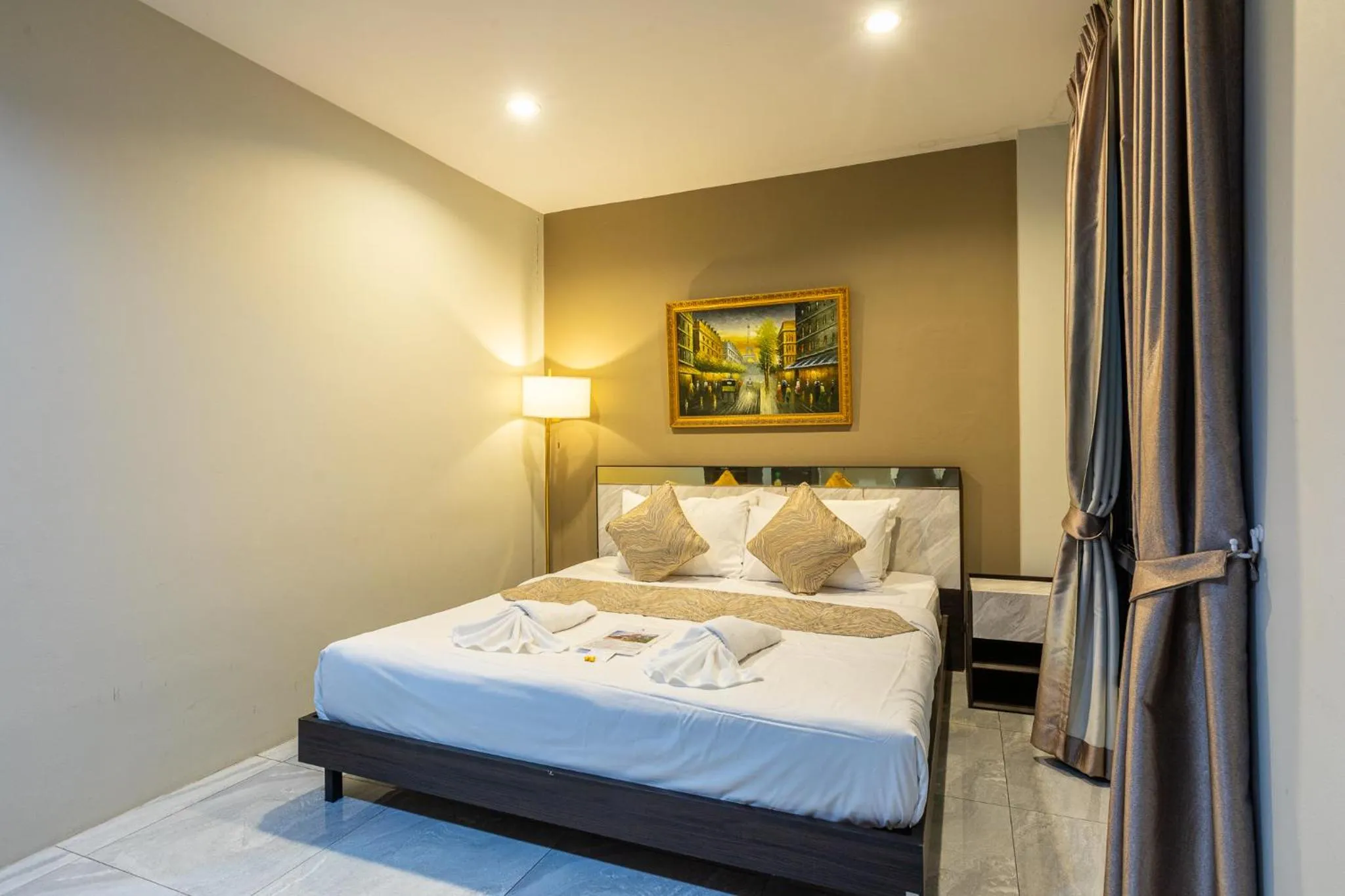 Bed in The Living Hotel SamutPrakan