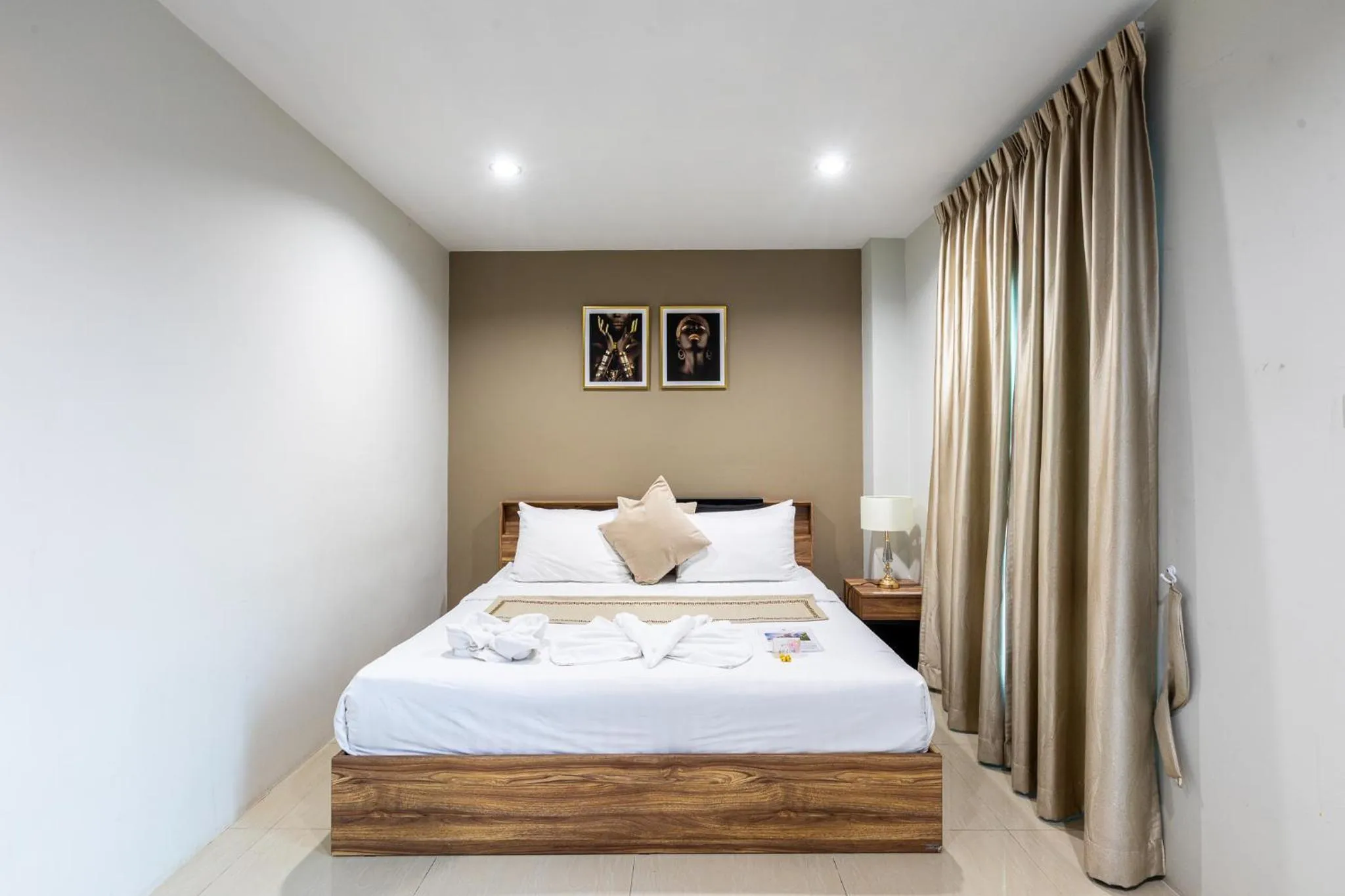 Bed in The Living Hotel SamutPrakan