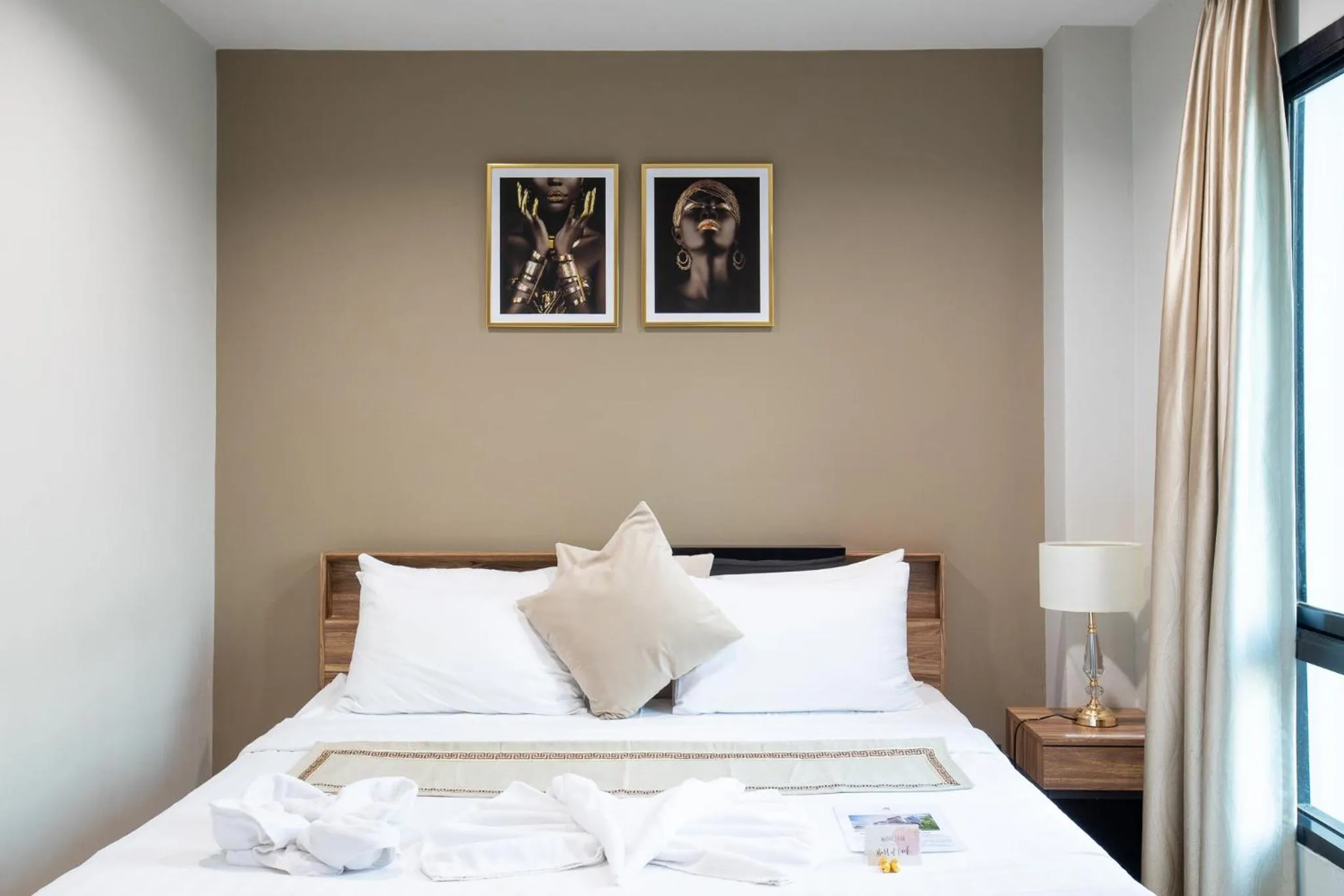 Bed in The Living Hotel SamutPrakan