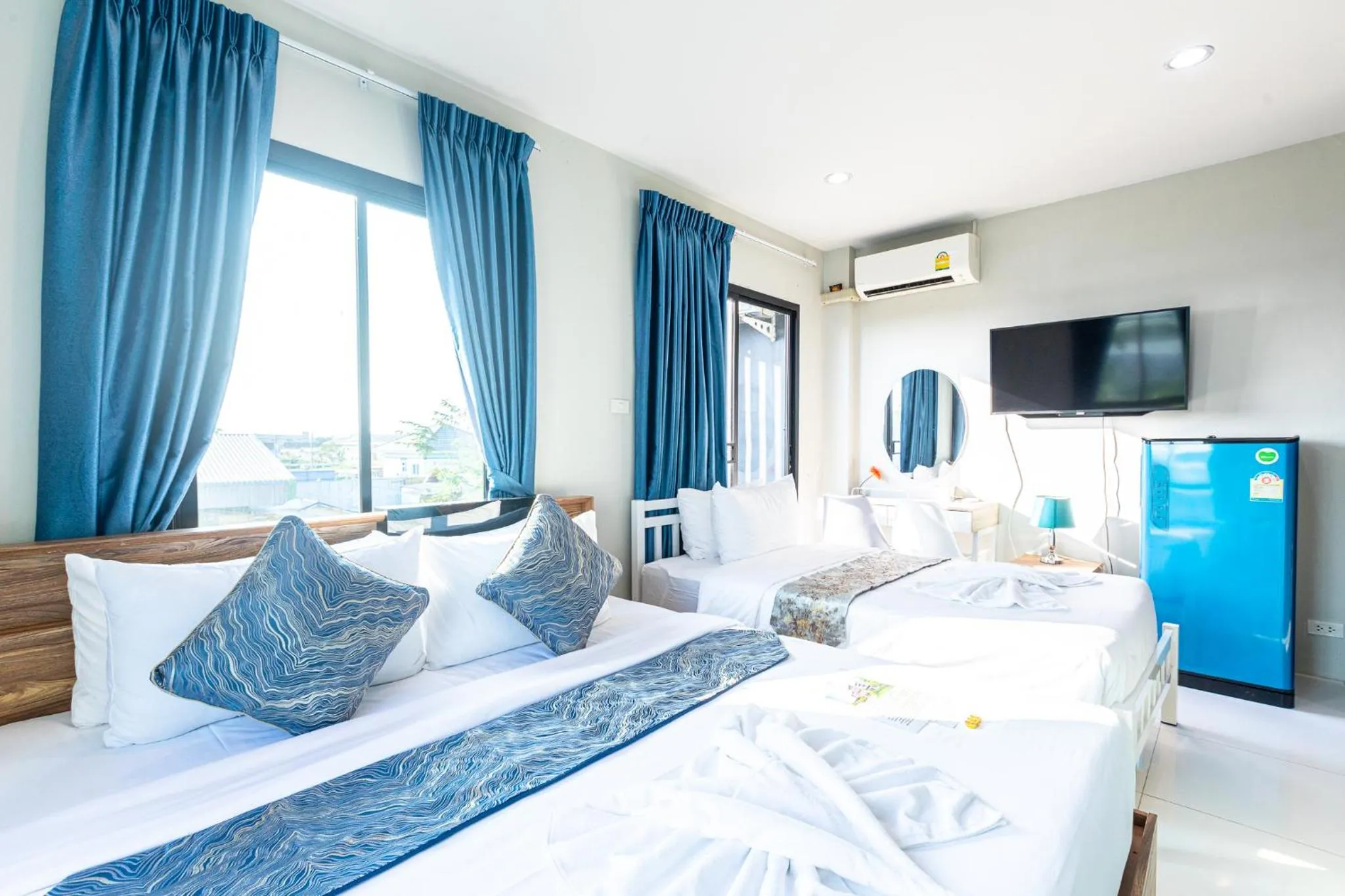 Bed in The Living Hotel SamutPrakan