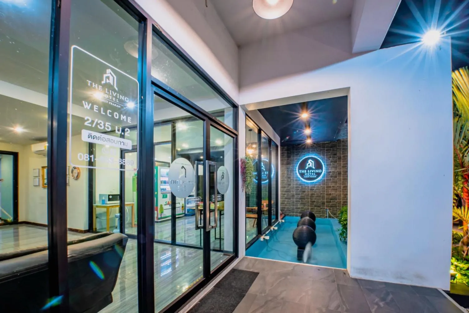 Logo/Certificate/Sign in The Living Hotel SamutPrakan