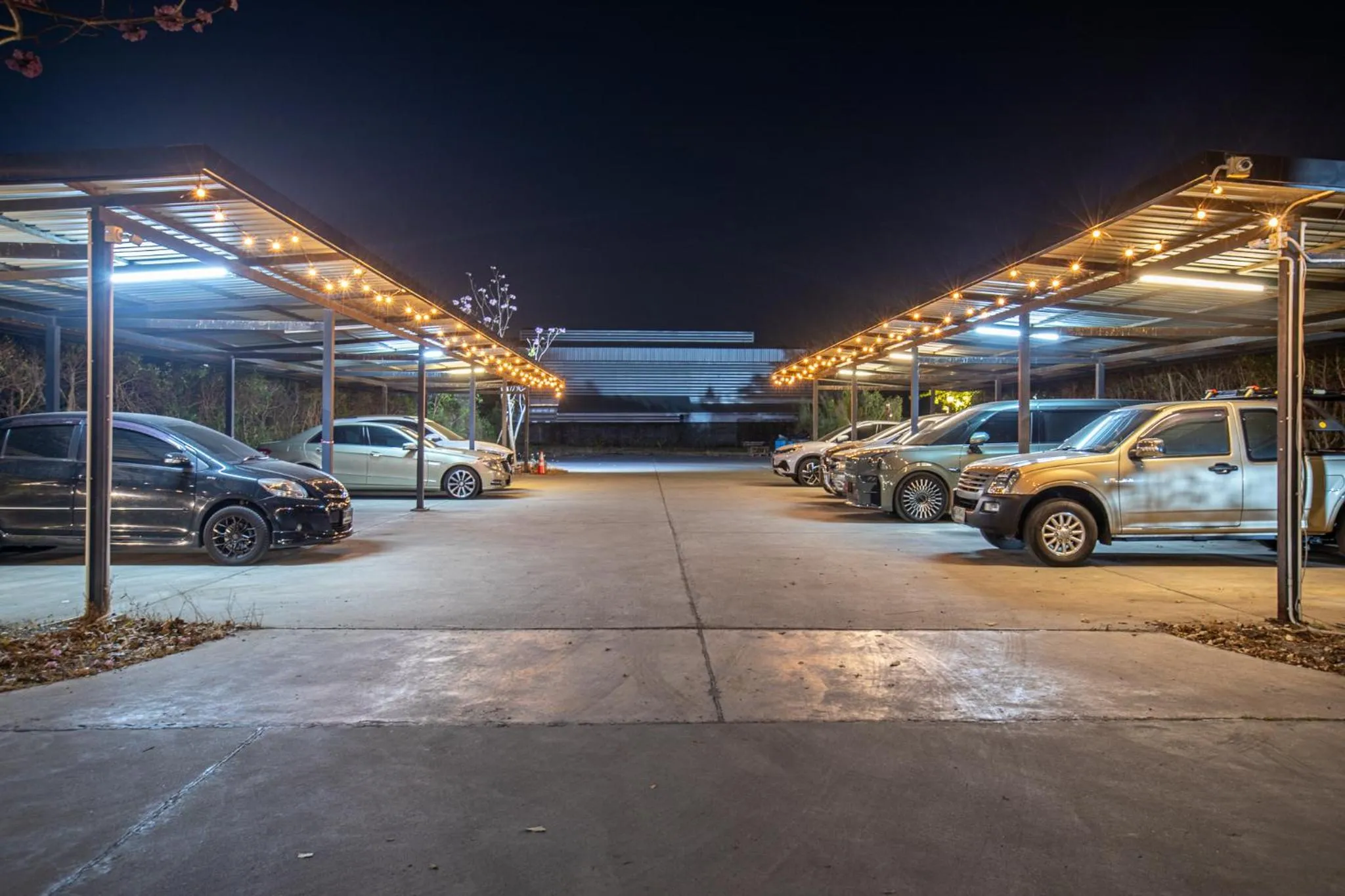 The Living Hotel SamutPrakan